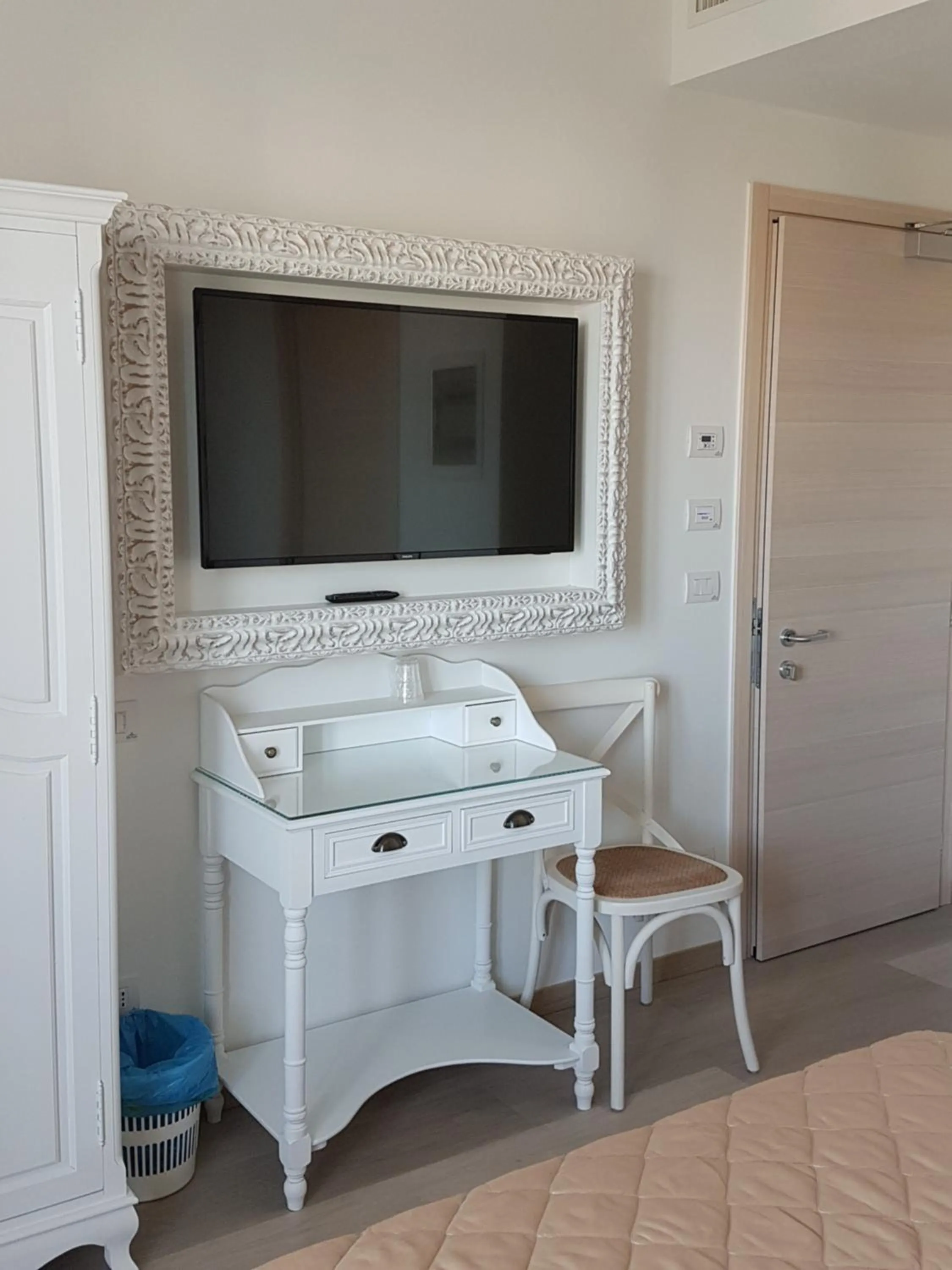 TV and multimedia, Bed in Hotel Albatros 3 Stelle Superior