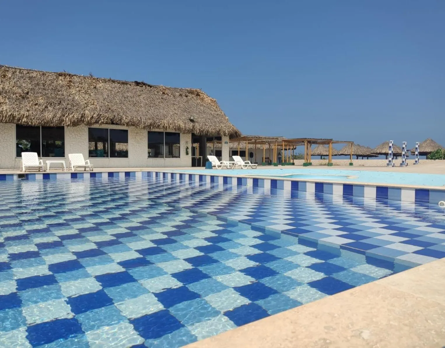 Swimming pool in Hotel Arena Beach Cartagena