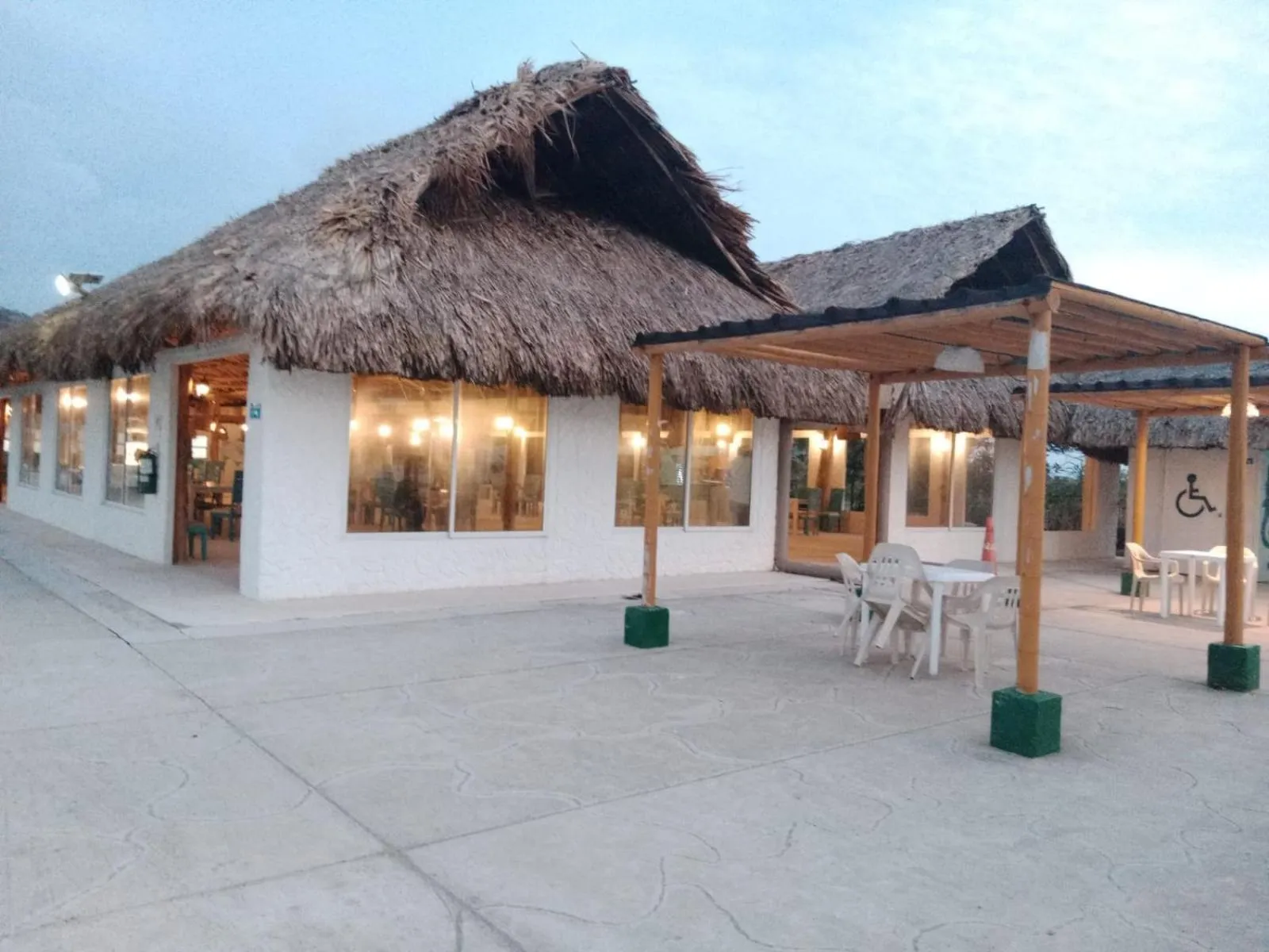 Restaurant/places to eat in Hotel Arena Beach Cartagena