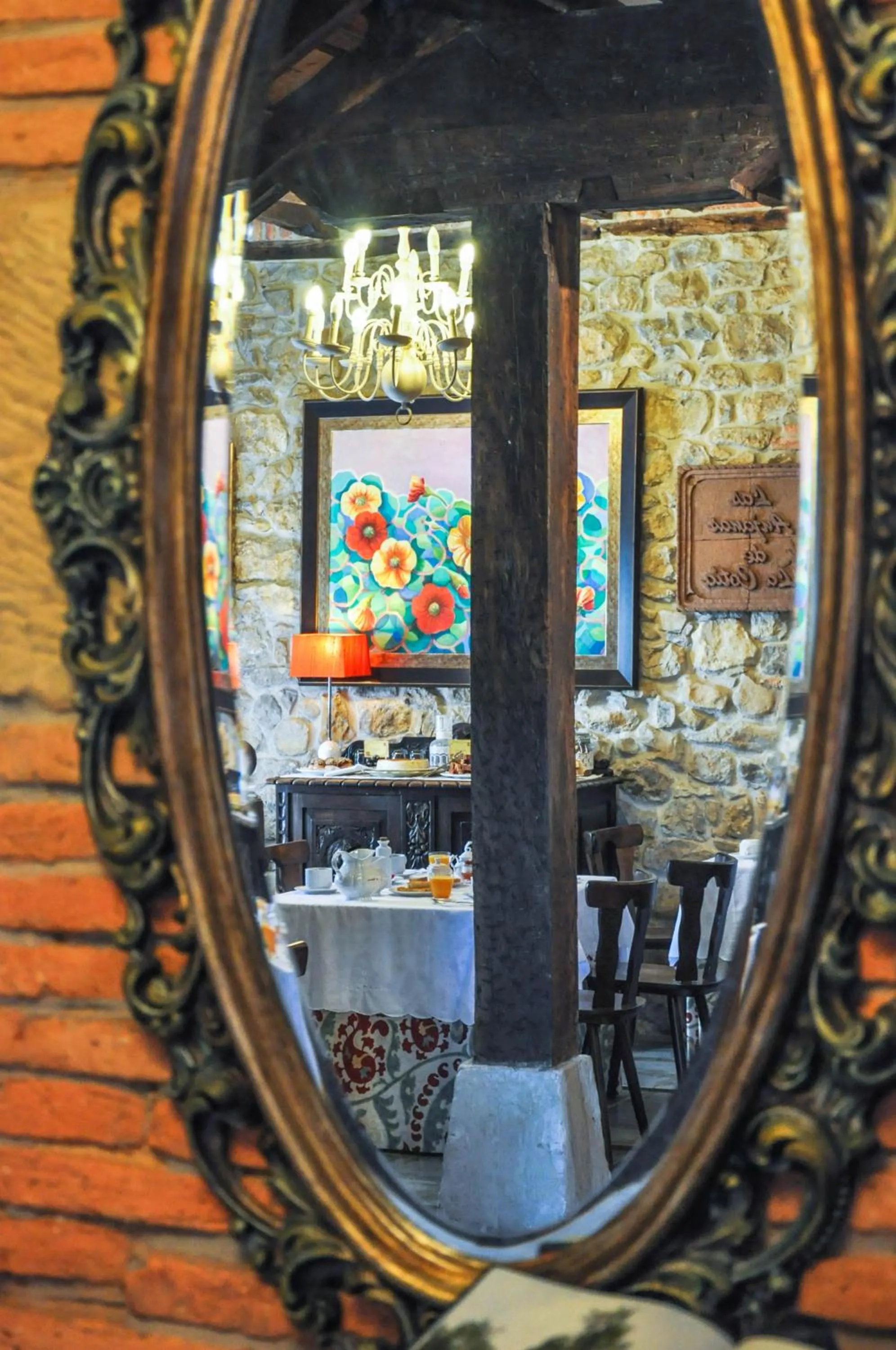 Decorative detail in Posada La Cotía