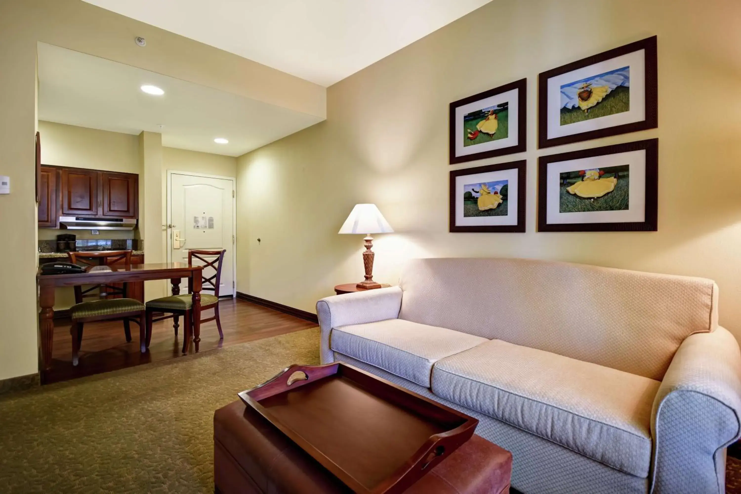 One-Bedroom Queen Suite with Two Queen Beds - Non-Smoking in Homewood Suites by Hilton Charleston Airport/Convention Center One-Bedroom Queen Suite with Two Queen Beds - Non-Smoking in Homewood Suites by Hilton Charleston Airport/Convention Center