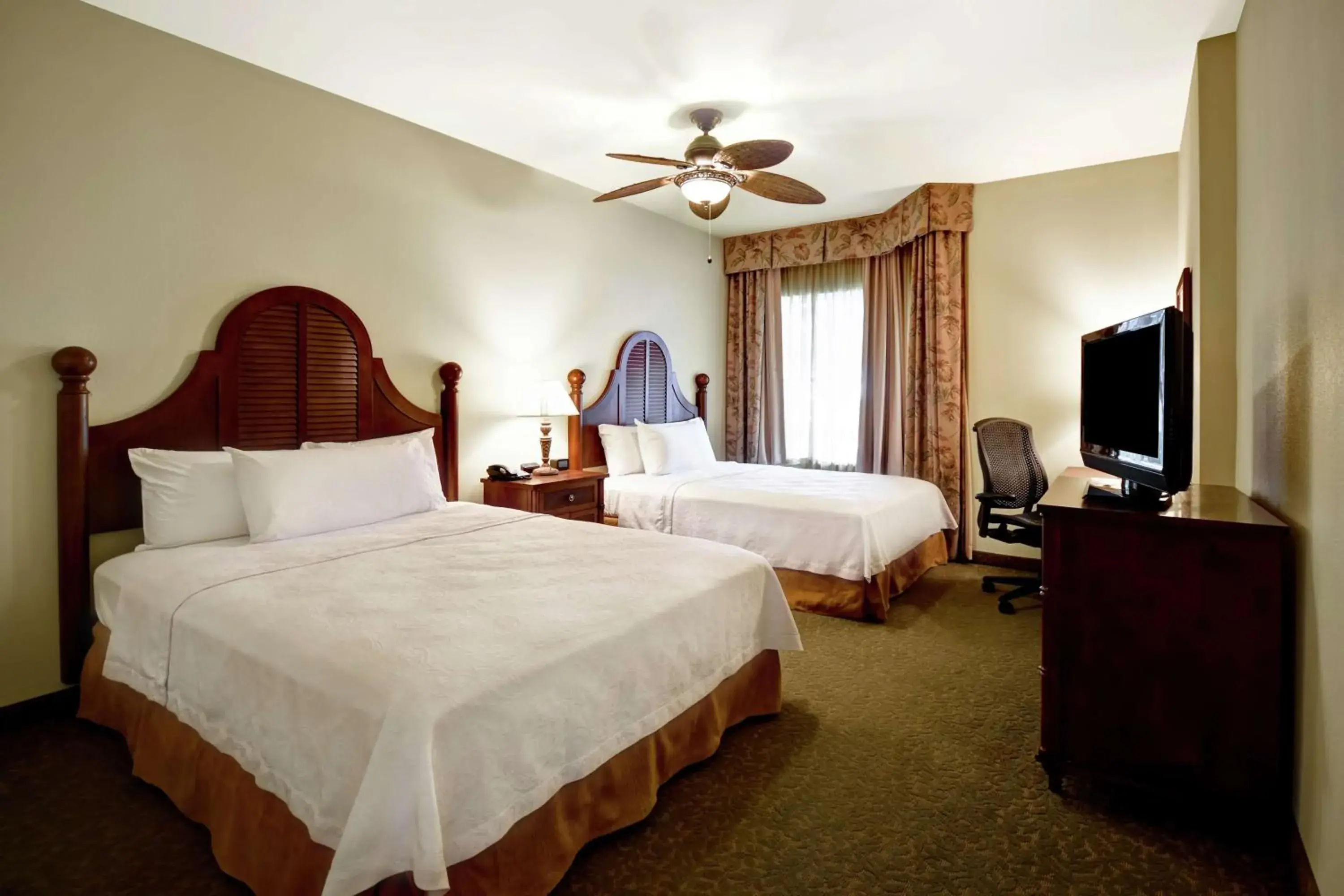 Suite with Two Queen Beds and Tub - Mobility and Hearing Access/Non-Smoking in Homewood Suites by Hilton Charleston Airport/Convention Center Suite with Two Queen Beds and Tub - Mobility and Hearing Access/Non-Smoking in Homewood Suites by Hilton Charleston Airport/Convention Center