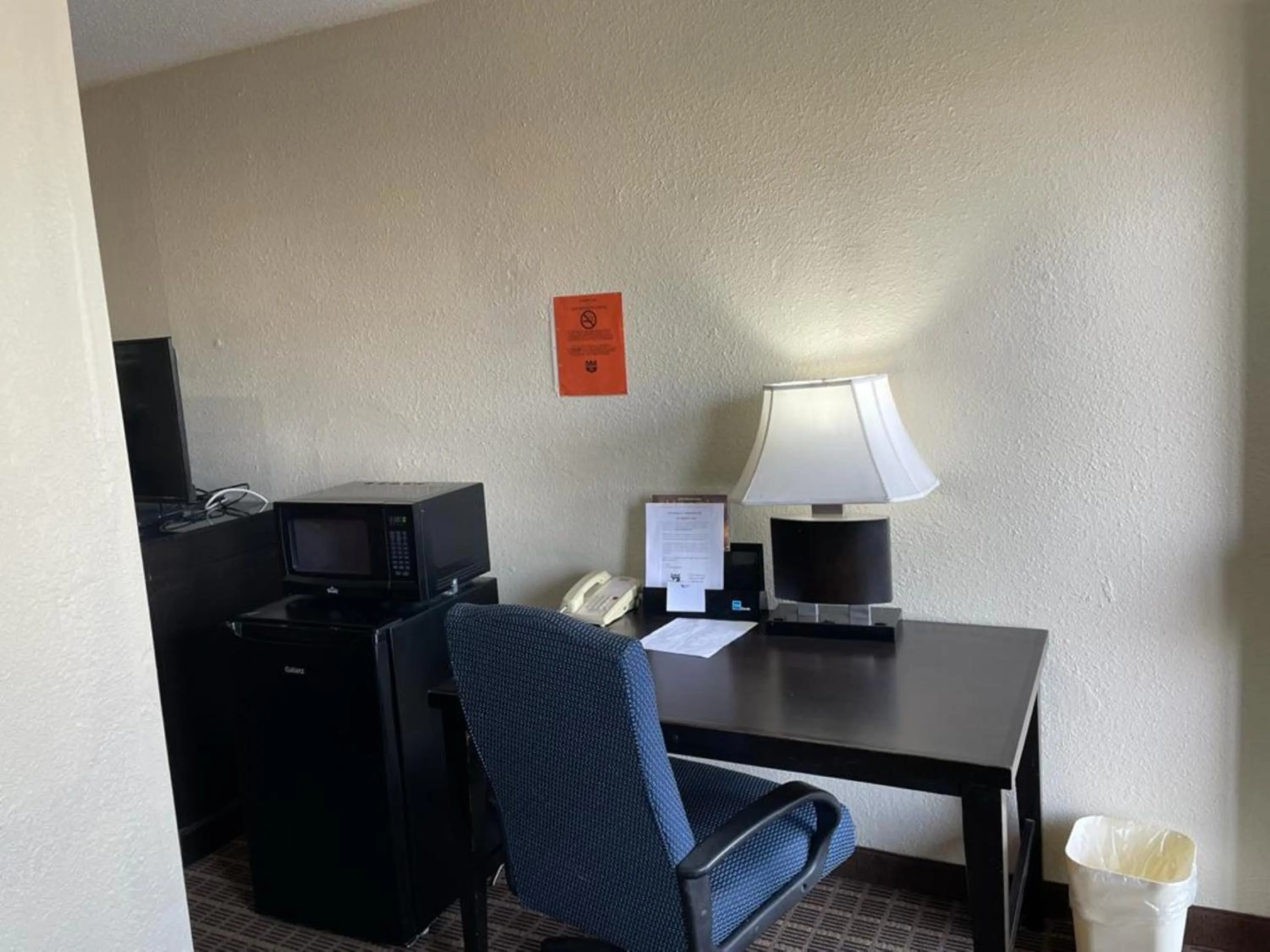 Knights Inn & Suites Emporia