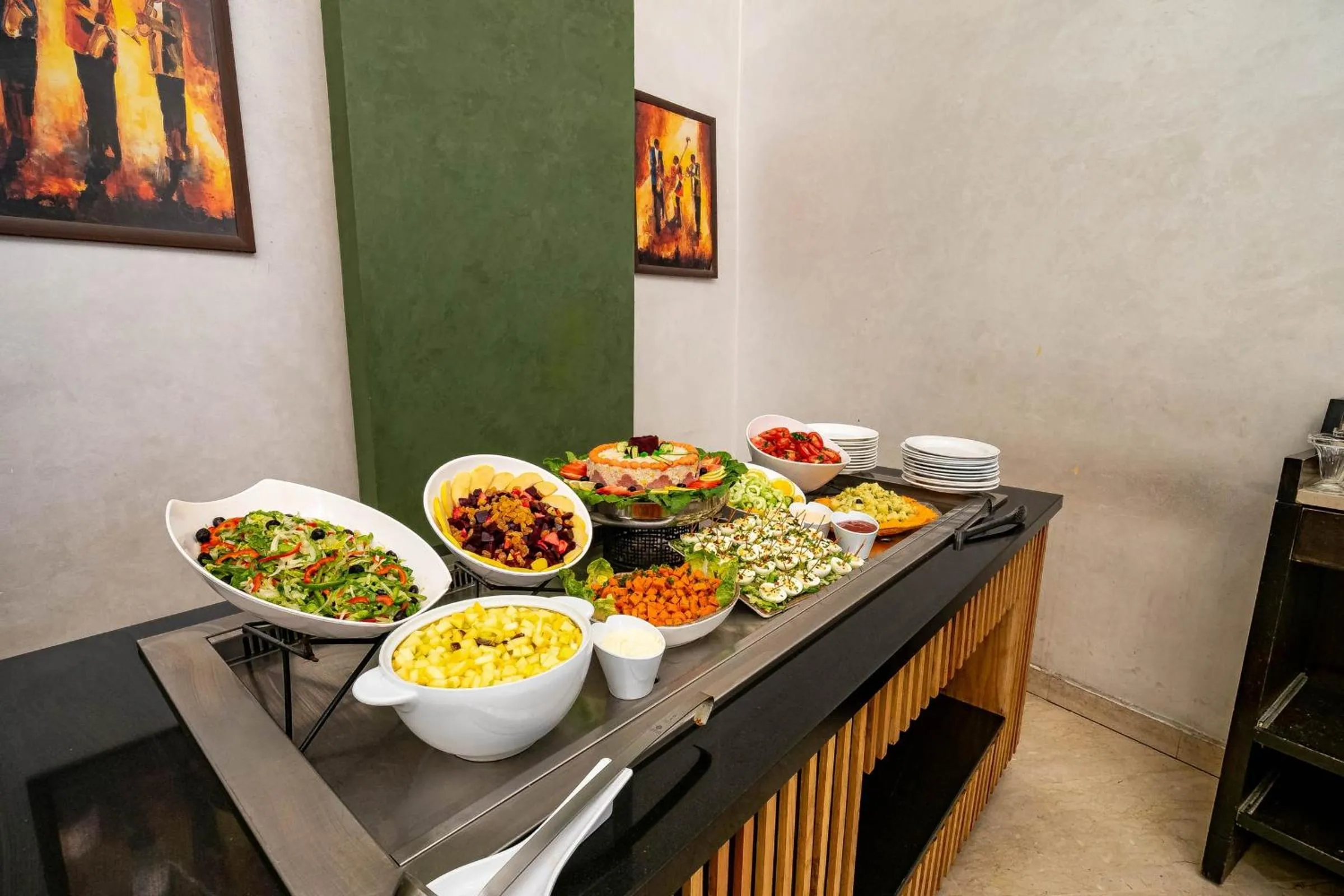 Food and drinks in Diwan Casablanca Hotel & Spa