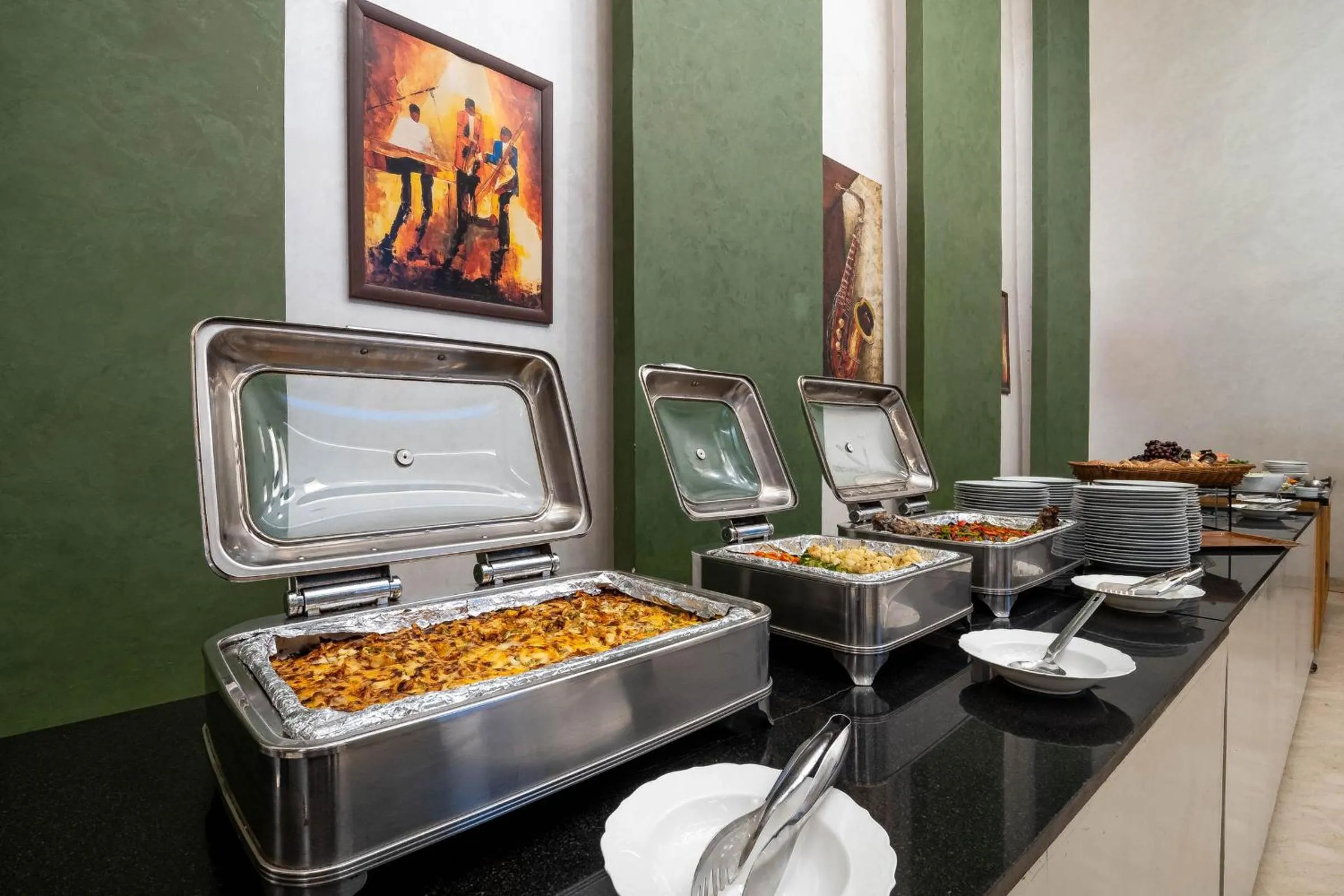 Food and drinks in Diwan Casablanca Hotel & Spa