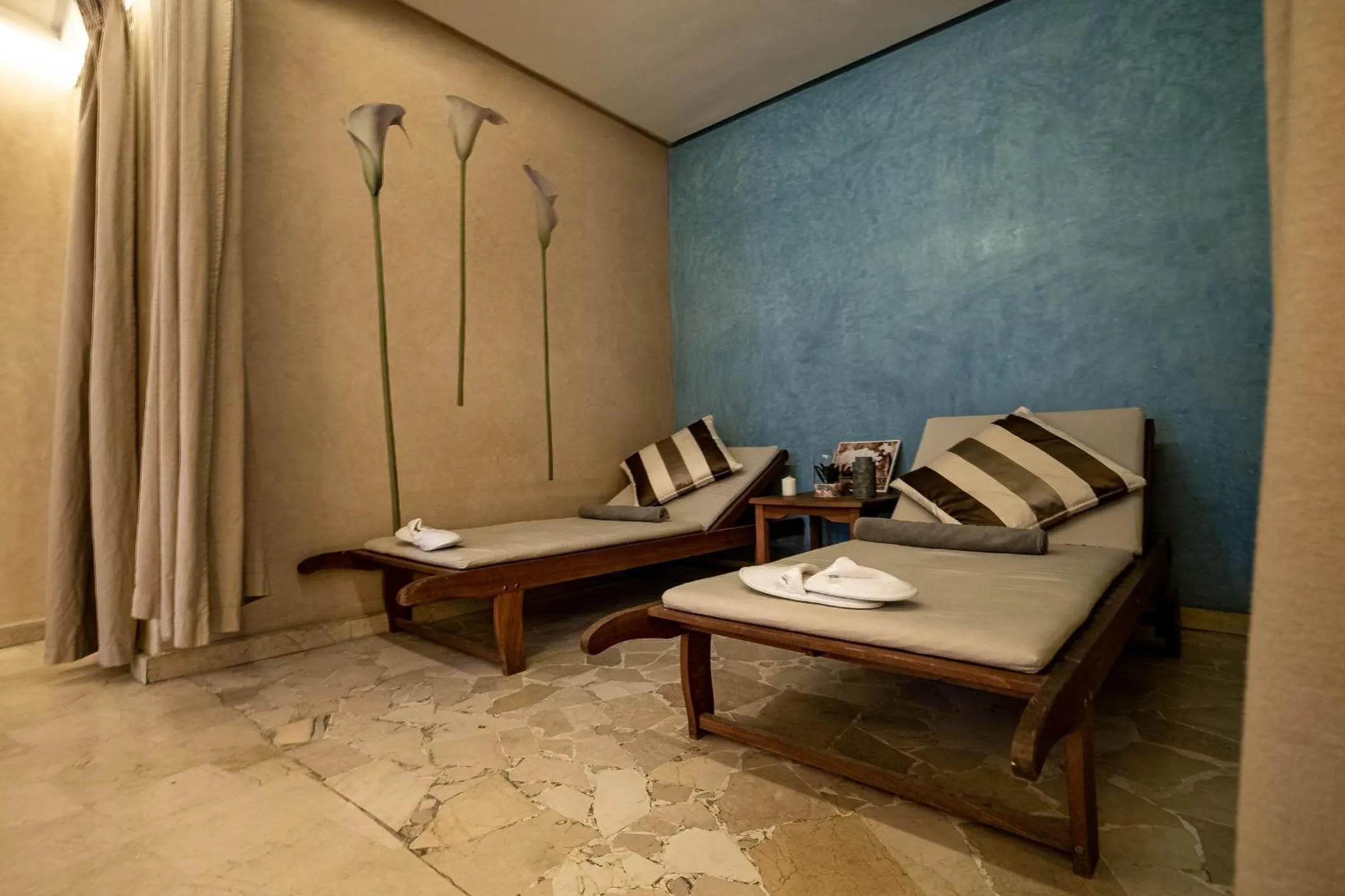 Steam room in Diwan Casablanca Hotel & Spa