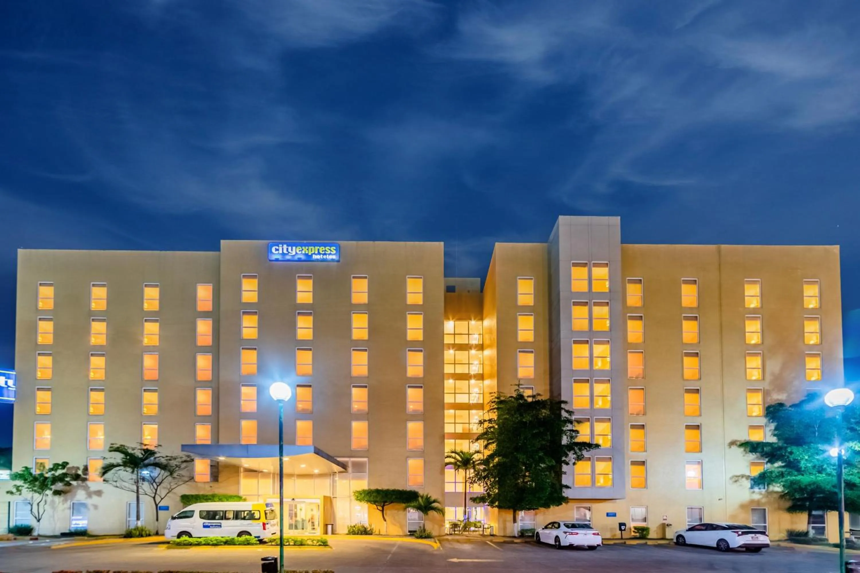 Property building in City Express by Marriott Villahermosa