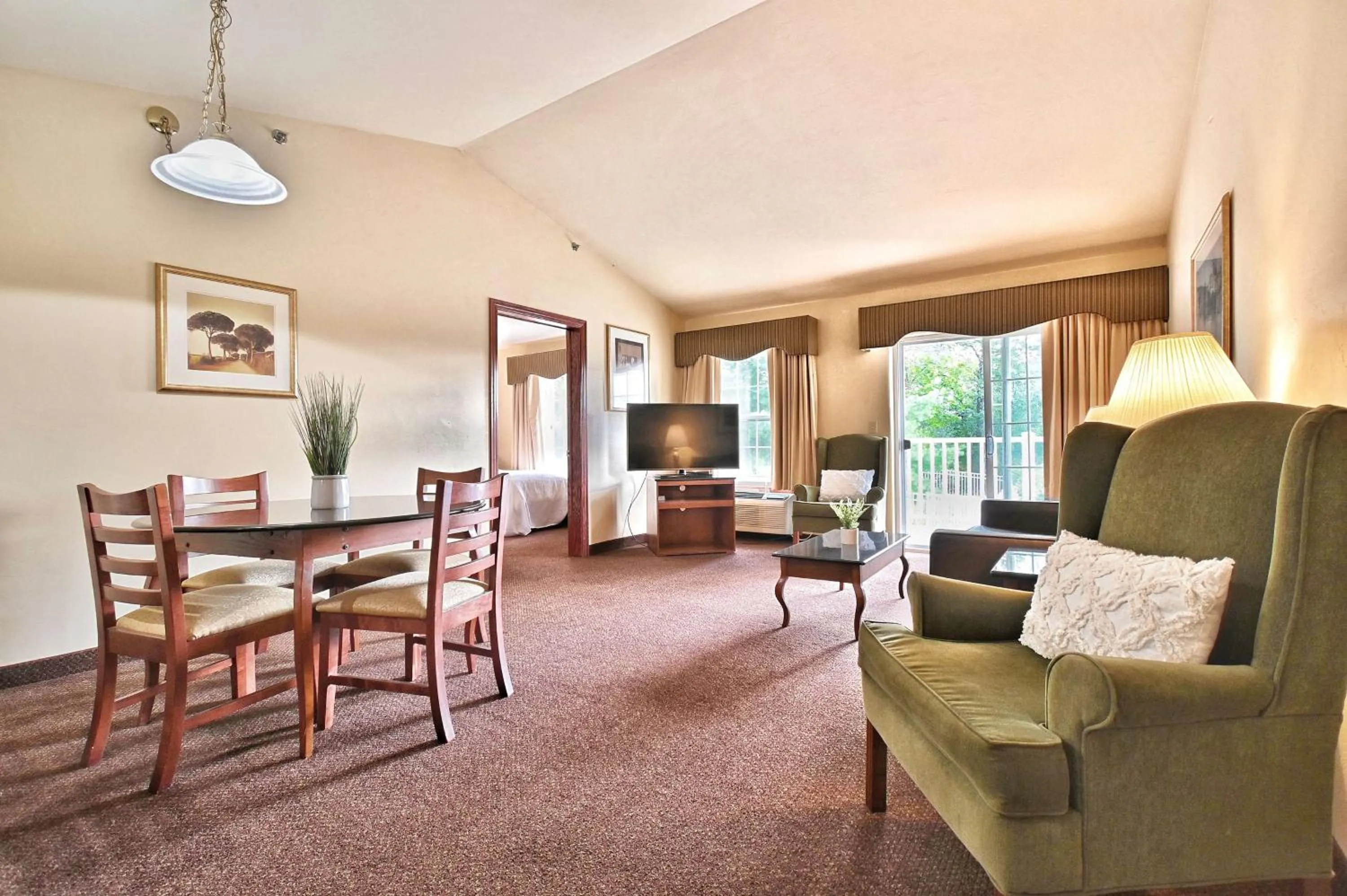 Bedroom in Four Seasons Island Resort
