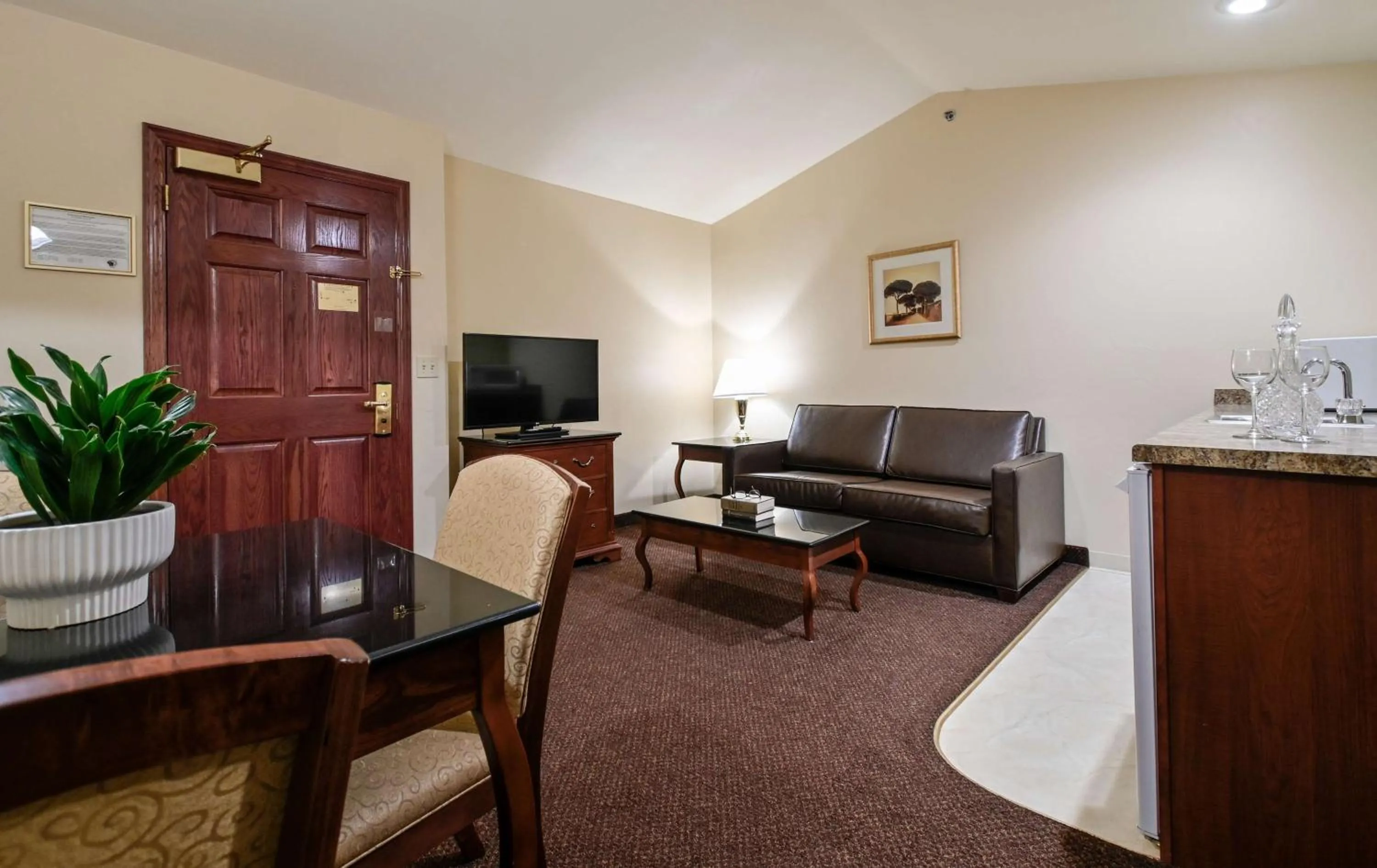 Bedroom in Four Seasons Island Resort