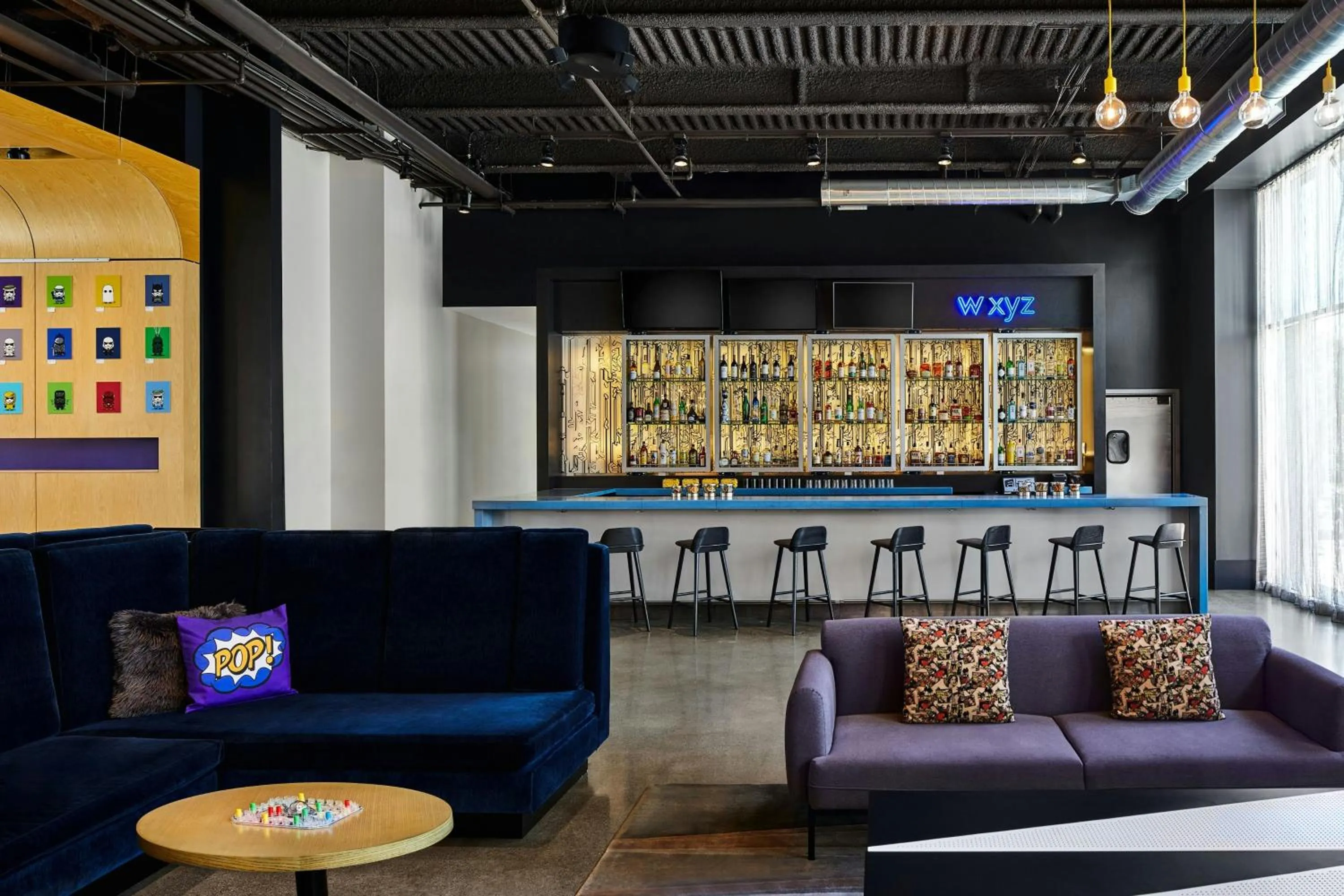Lounge or bar in Aloft San Francisco Airport