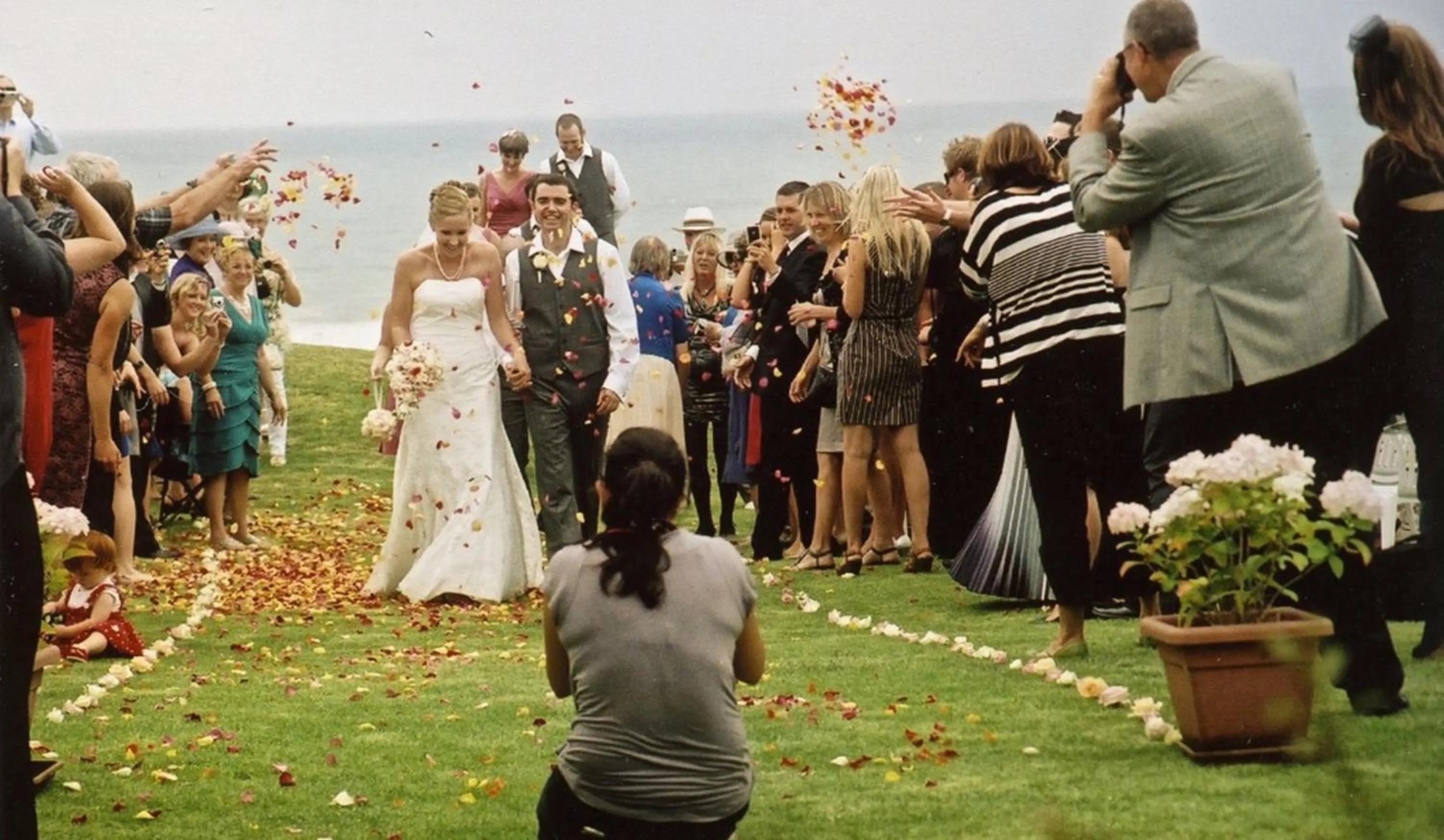 Day in Bethells Beach Cottages