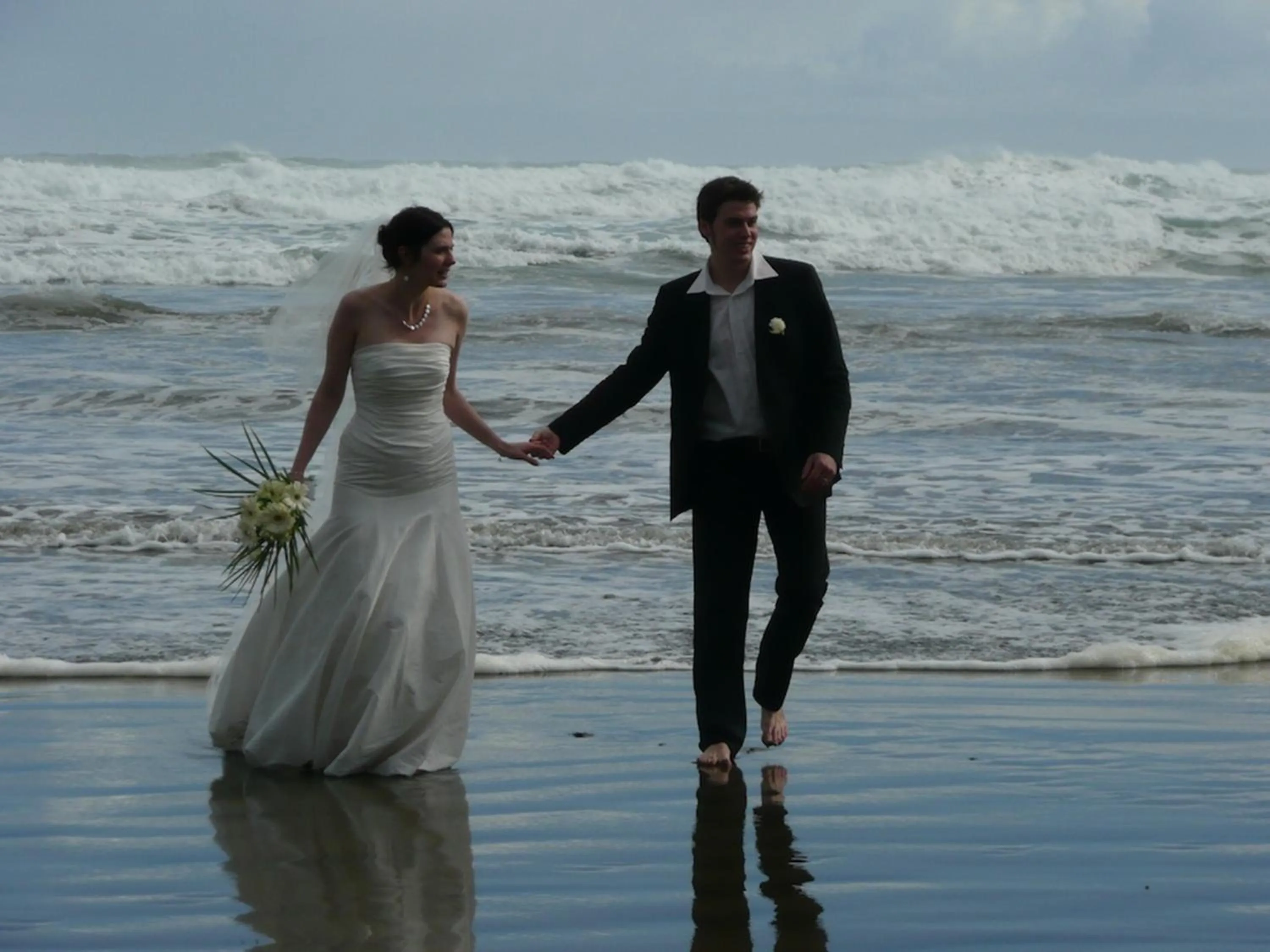 Beach in Bethells Beach Cottages