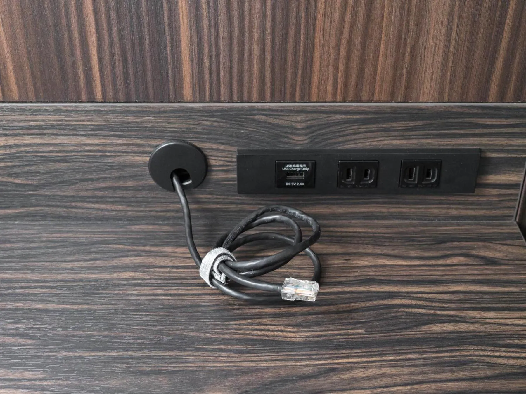 Photo of the whole room in Super Hotel JR Shin-Osaka Higashiguchi