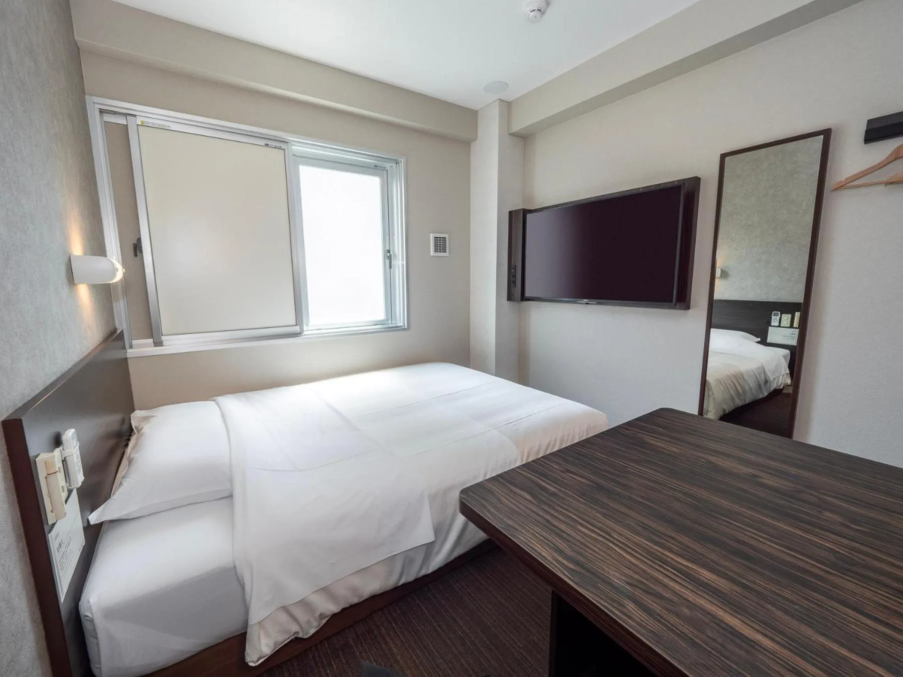 Photo of the whole room, Bed in Super Hotel JR Shin-Osaka Higashiguchi