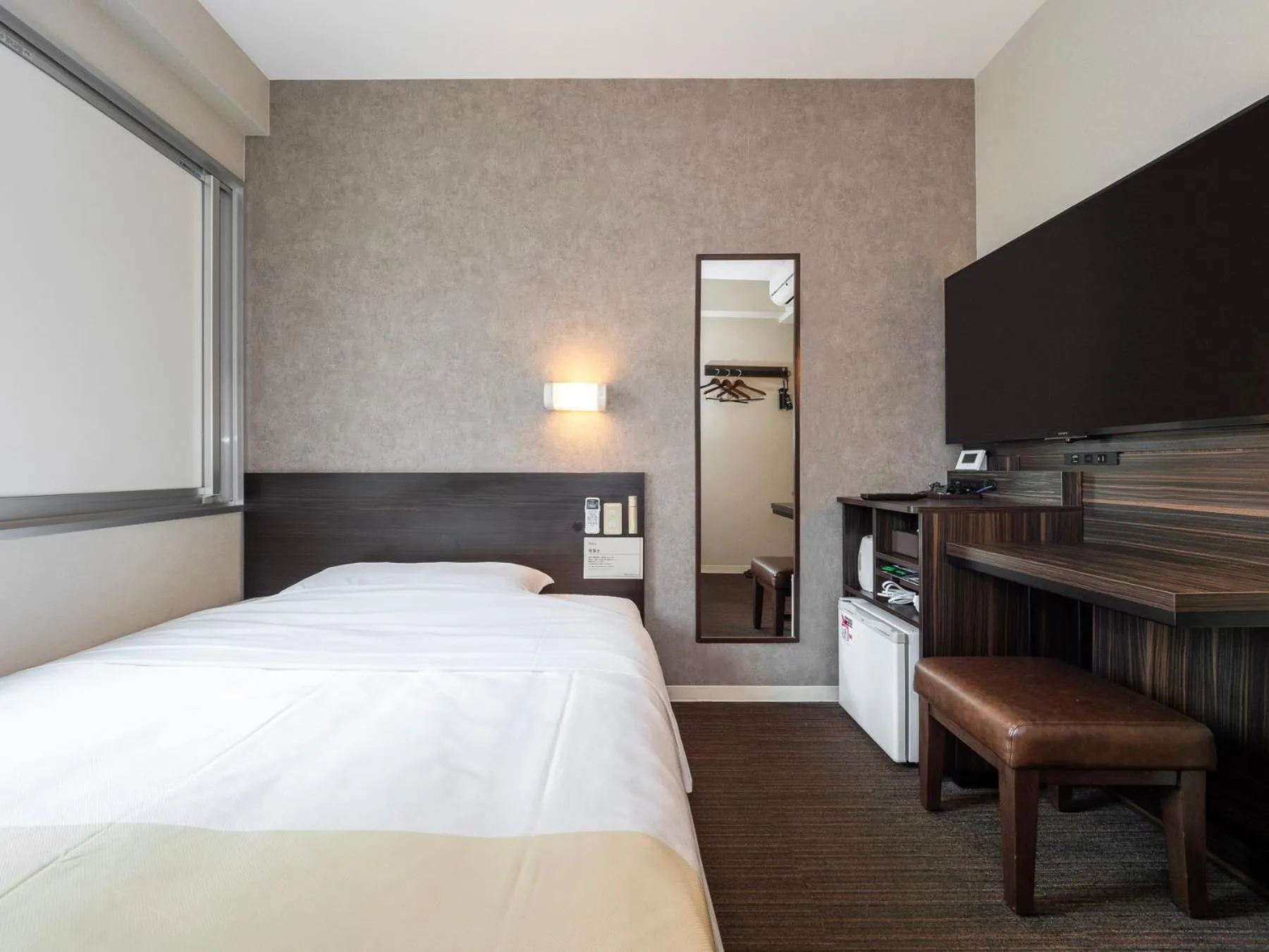 Photo of the whole room, Bed in Super Hotel JR Shin-Osaka Higashiguchi
