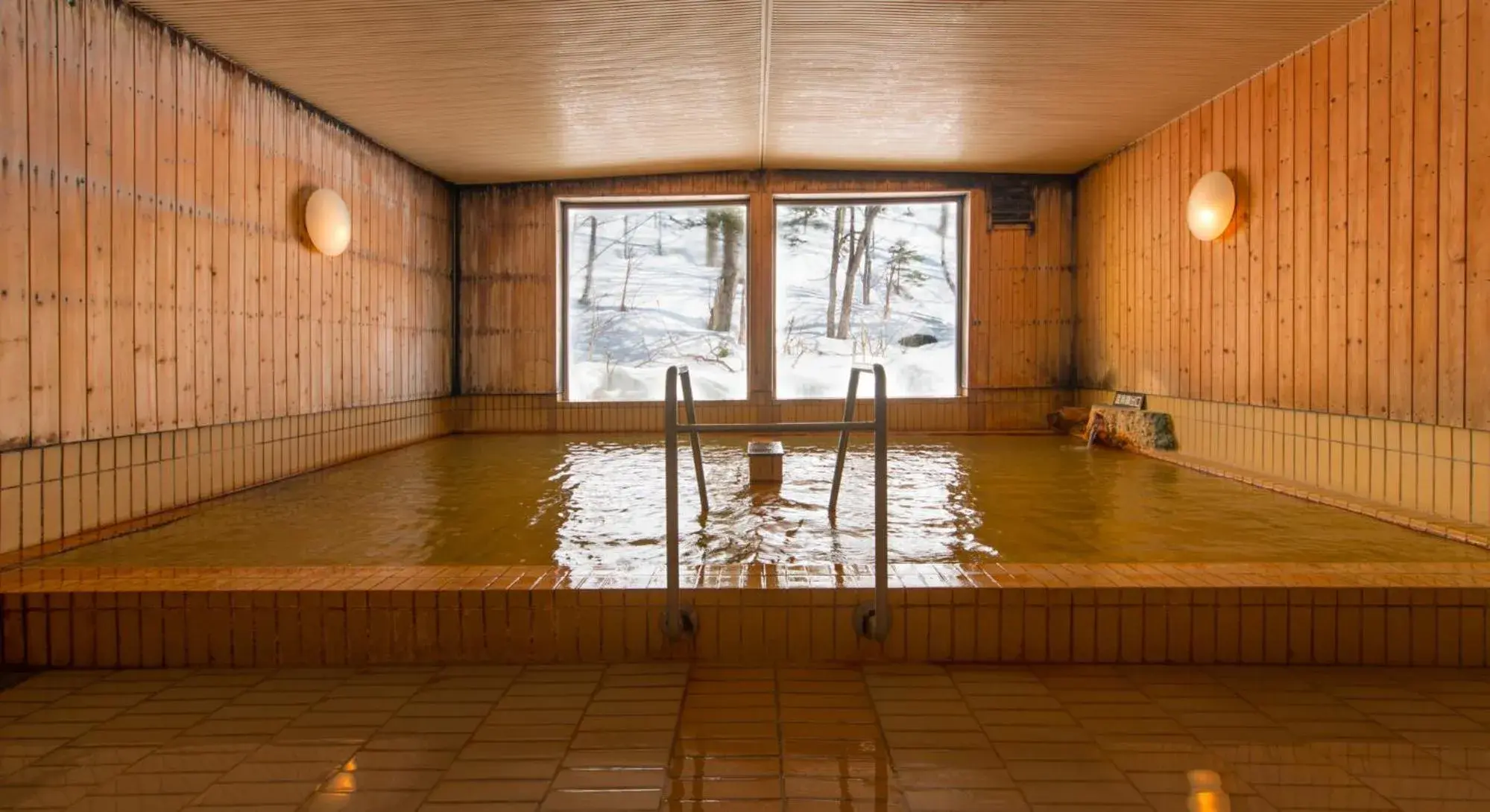 Economy Japanese-Style Room-Main BLD with Shared Bathroom - single occupancy - Smoking in Shiretoko Village Economy Japanese-Style Room-Main BLD with Shared Bathroom - single occupancy - Smoking in Shiretoko Village