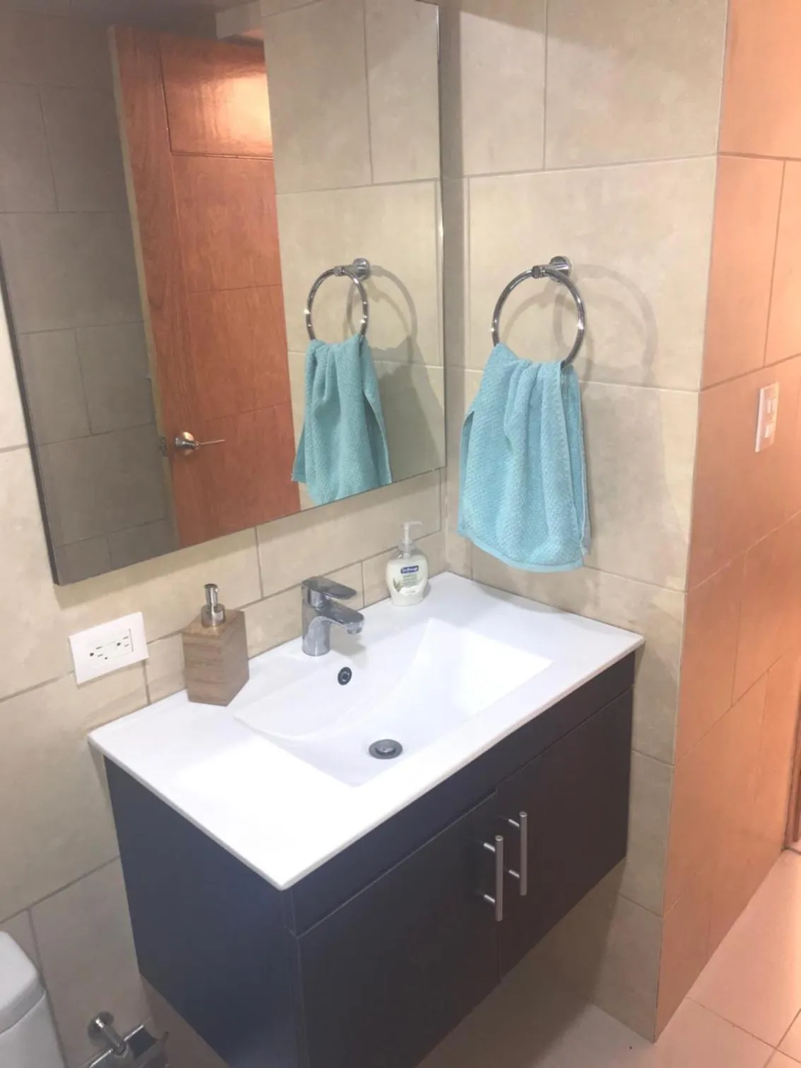 Bathroom in Beachfront, Juandolio