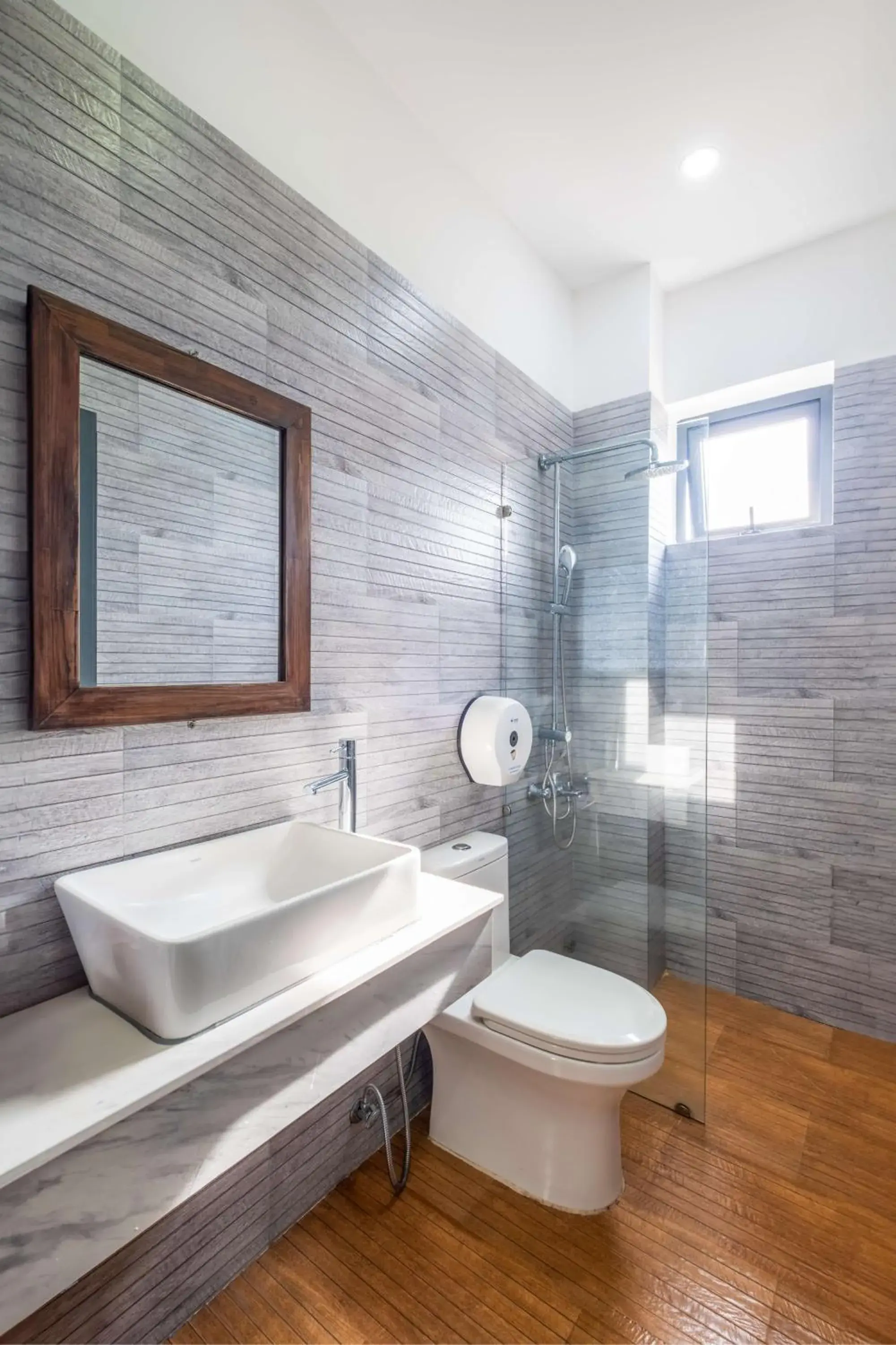 Superior Double Room in Richy Dalat Hotel Superior Double Room in Richy Dalat Hotel