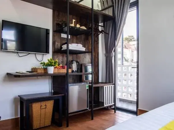 Deluxe Double Room with Balcony in Richy Dalat Hotel Deluxe Double Room with Balcony in Richy Dalat Hotel