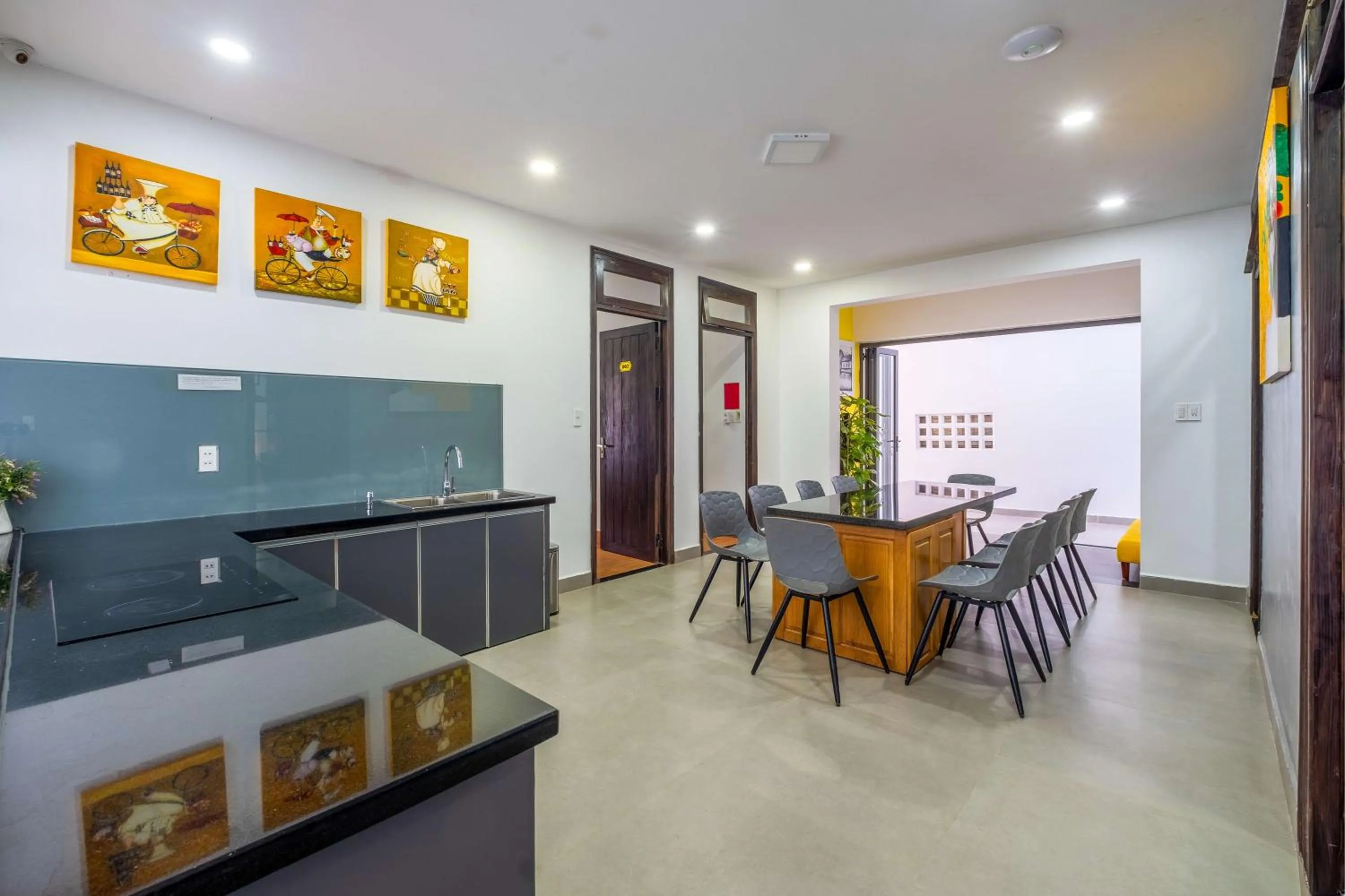 Seating area in Richy Dalat Hotel