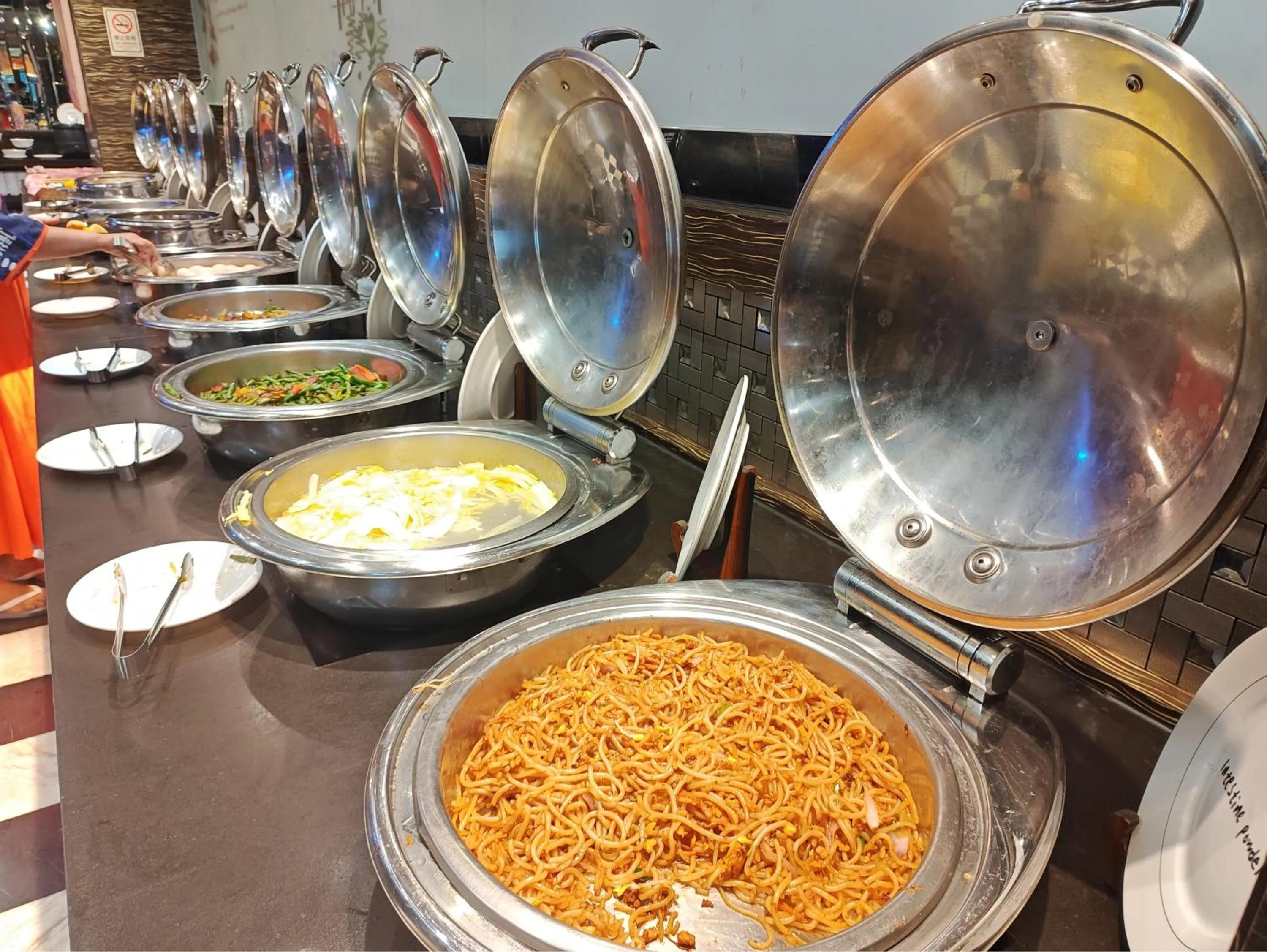 Breakfast in La Perle International Hotel