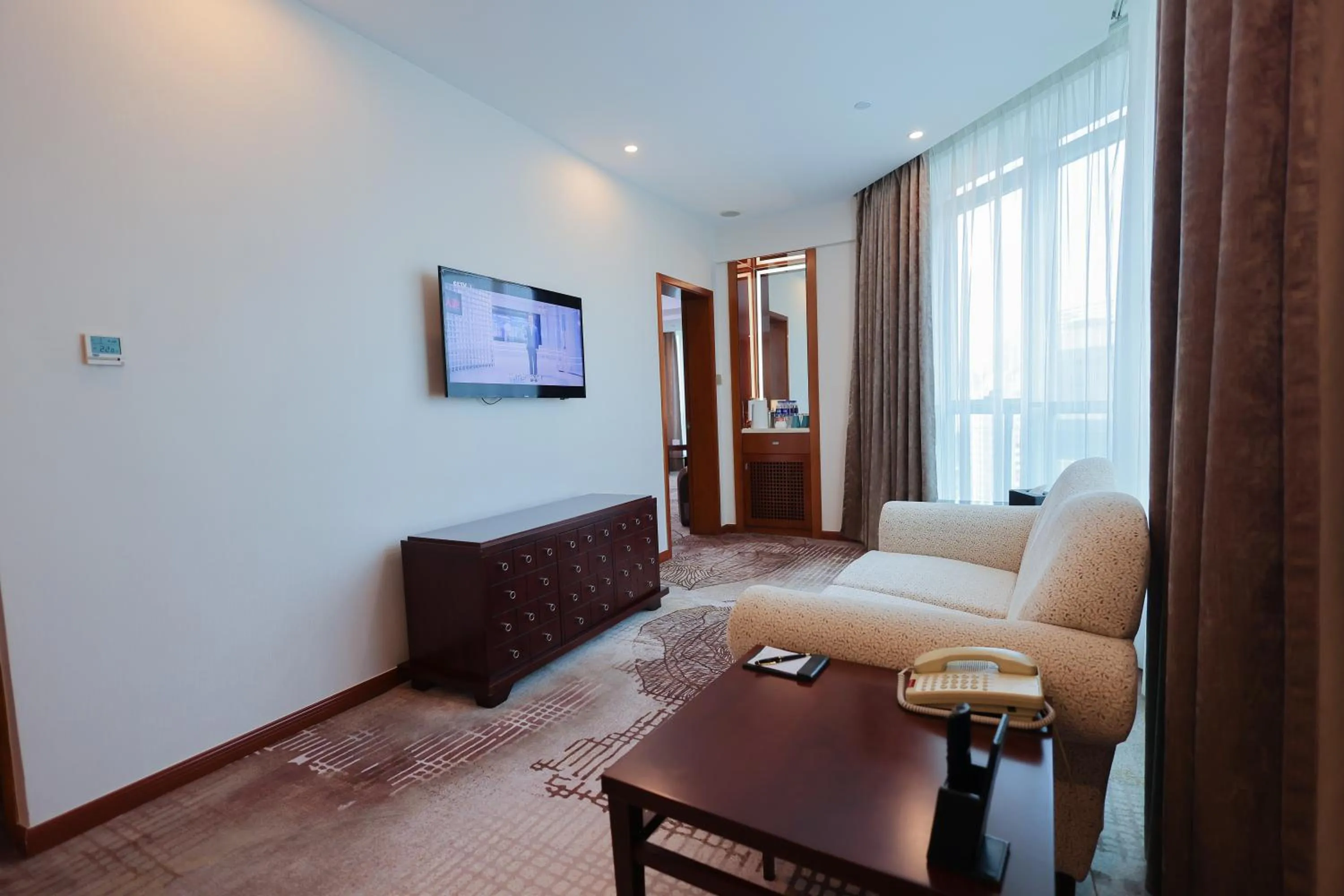 Seating area in Shanghai Metropark Jichen Hotel