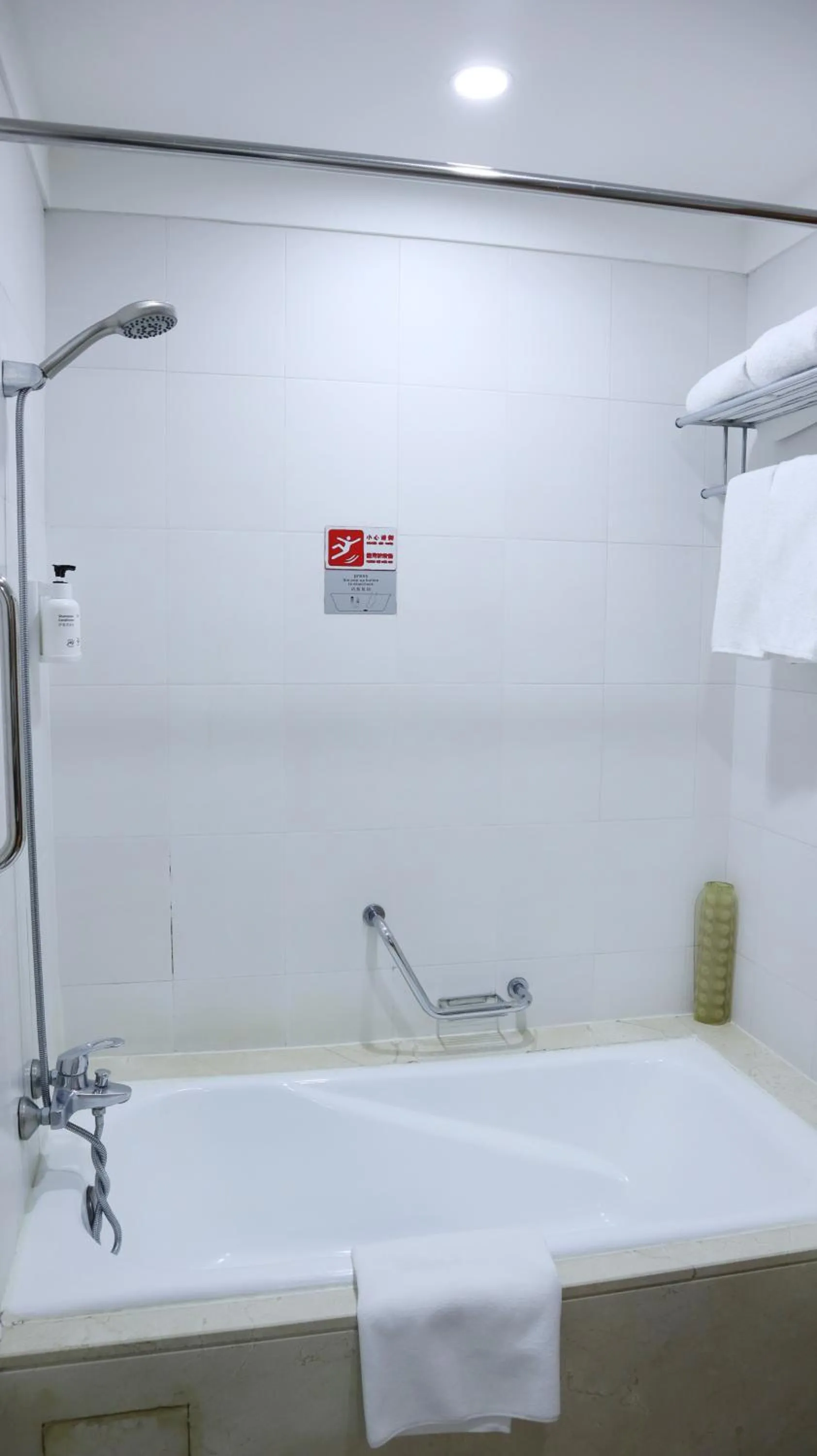 Shanghai Metropark Jichen Hotel