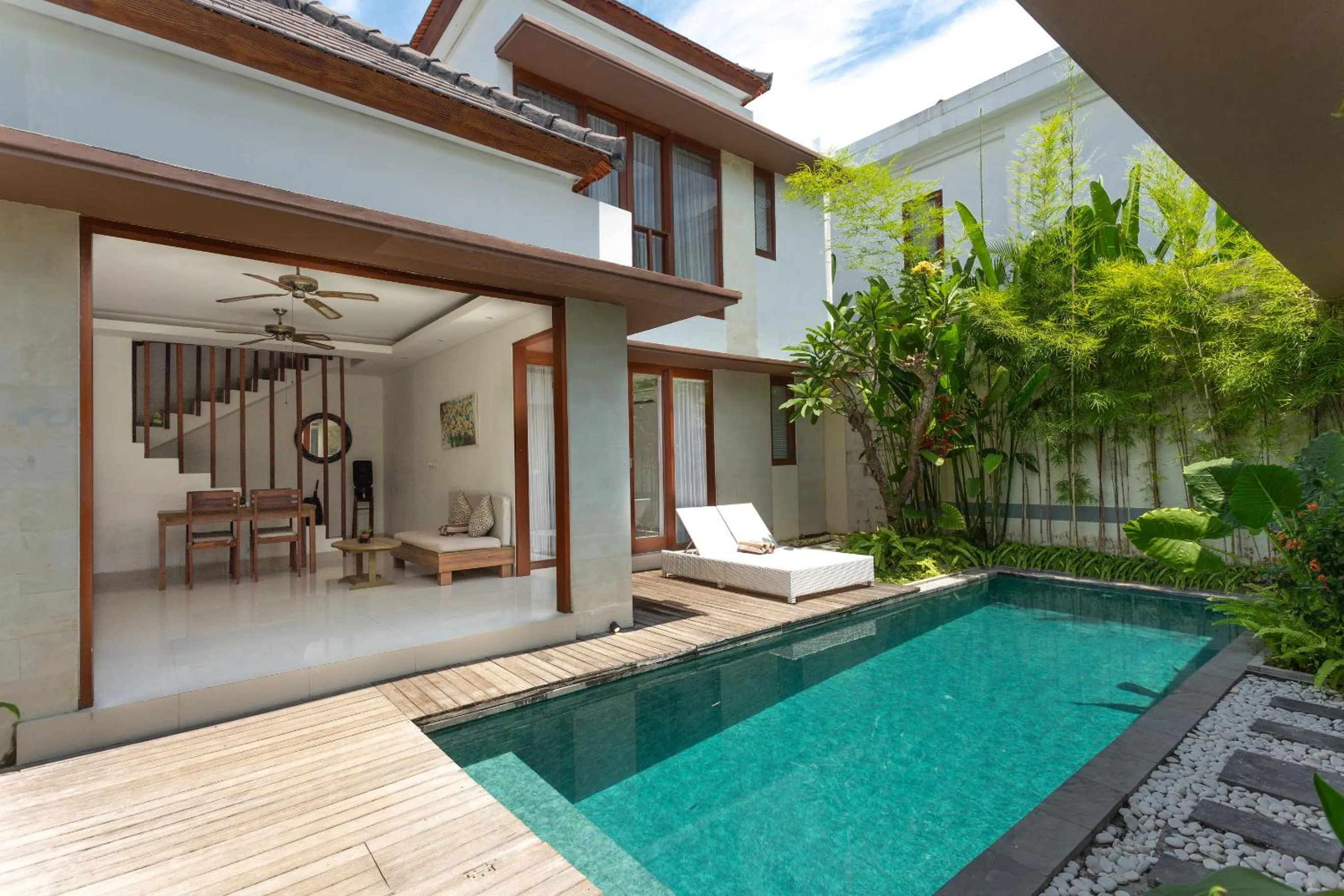 Swimming pool in The Sakaye Villas & Spa by Kanaya Hospitality