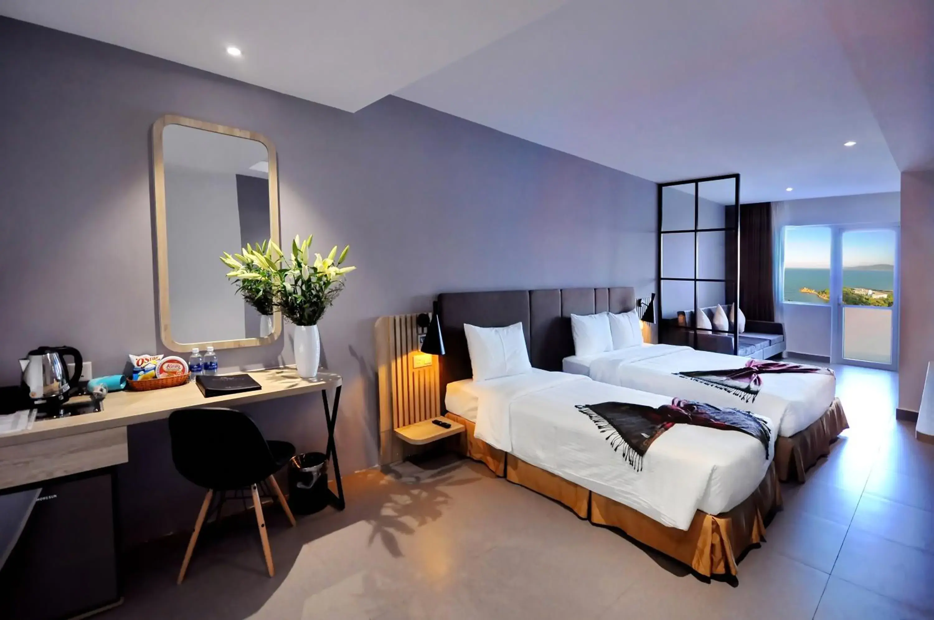 Queen Room with Sea View in Anrizon Hotel Nha Trang Queen Room with Sea View in Anrizon Hotel Nha Trang