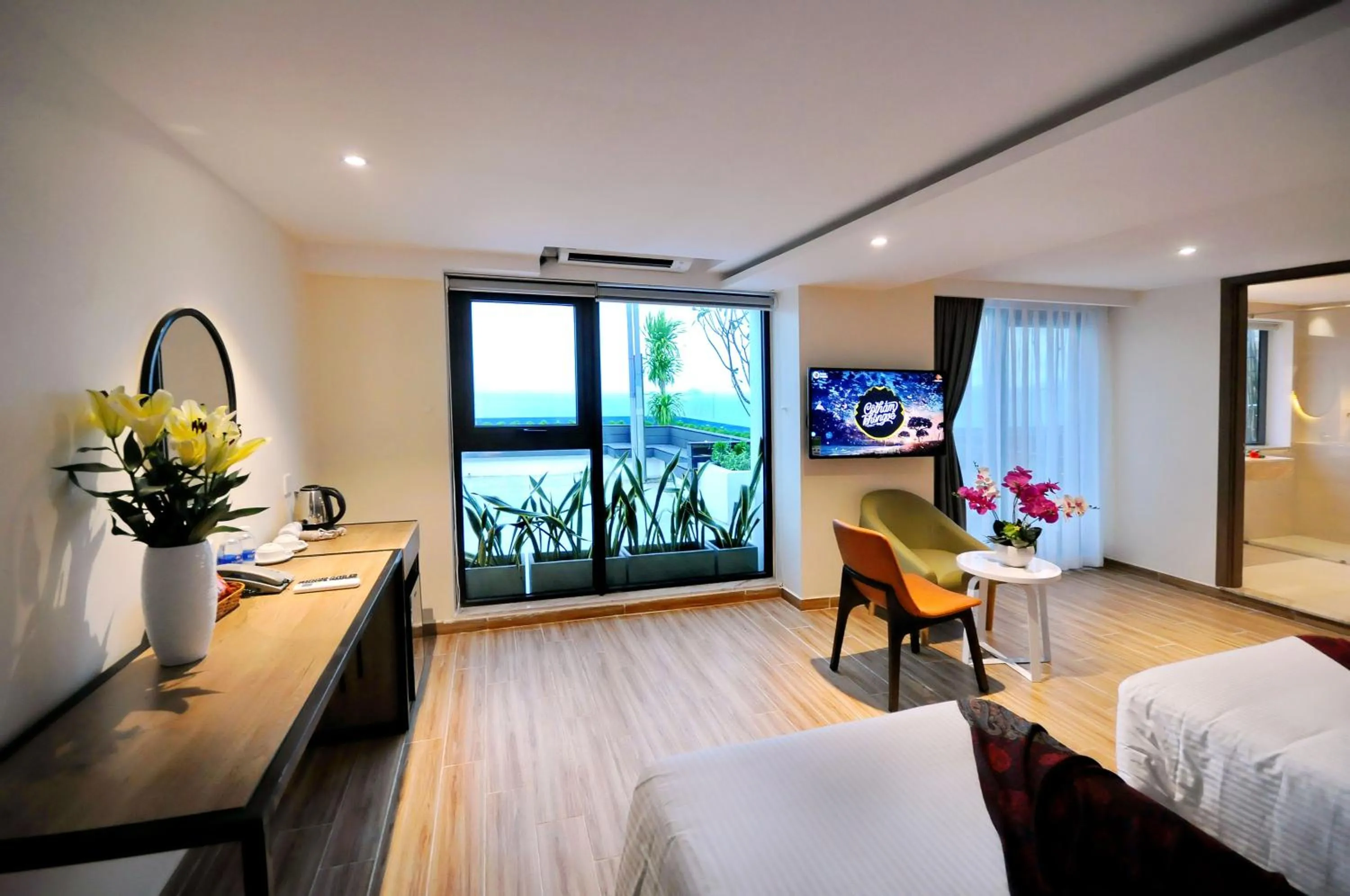 Living room, Bed in Anrizon Hotel Nha Trang