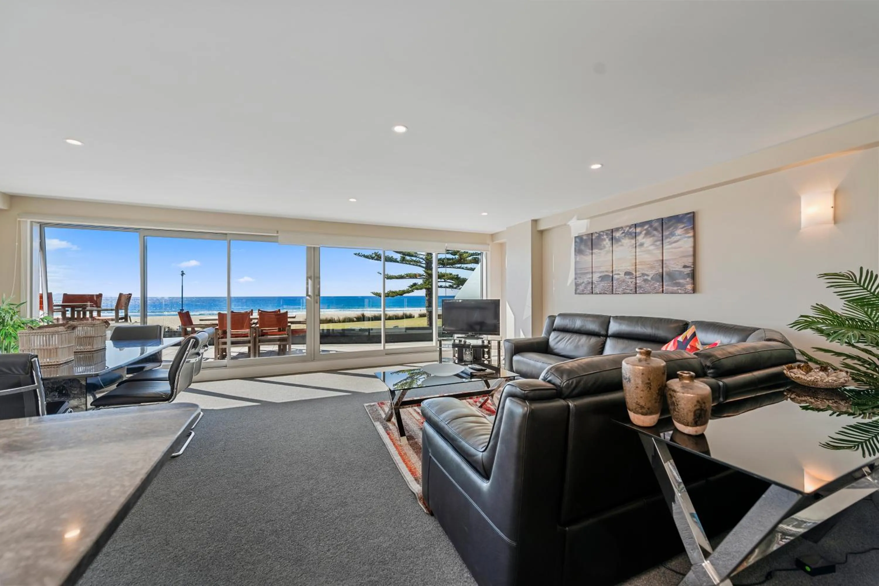 Sea view in Pavilion Beachfront Apartments