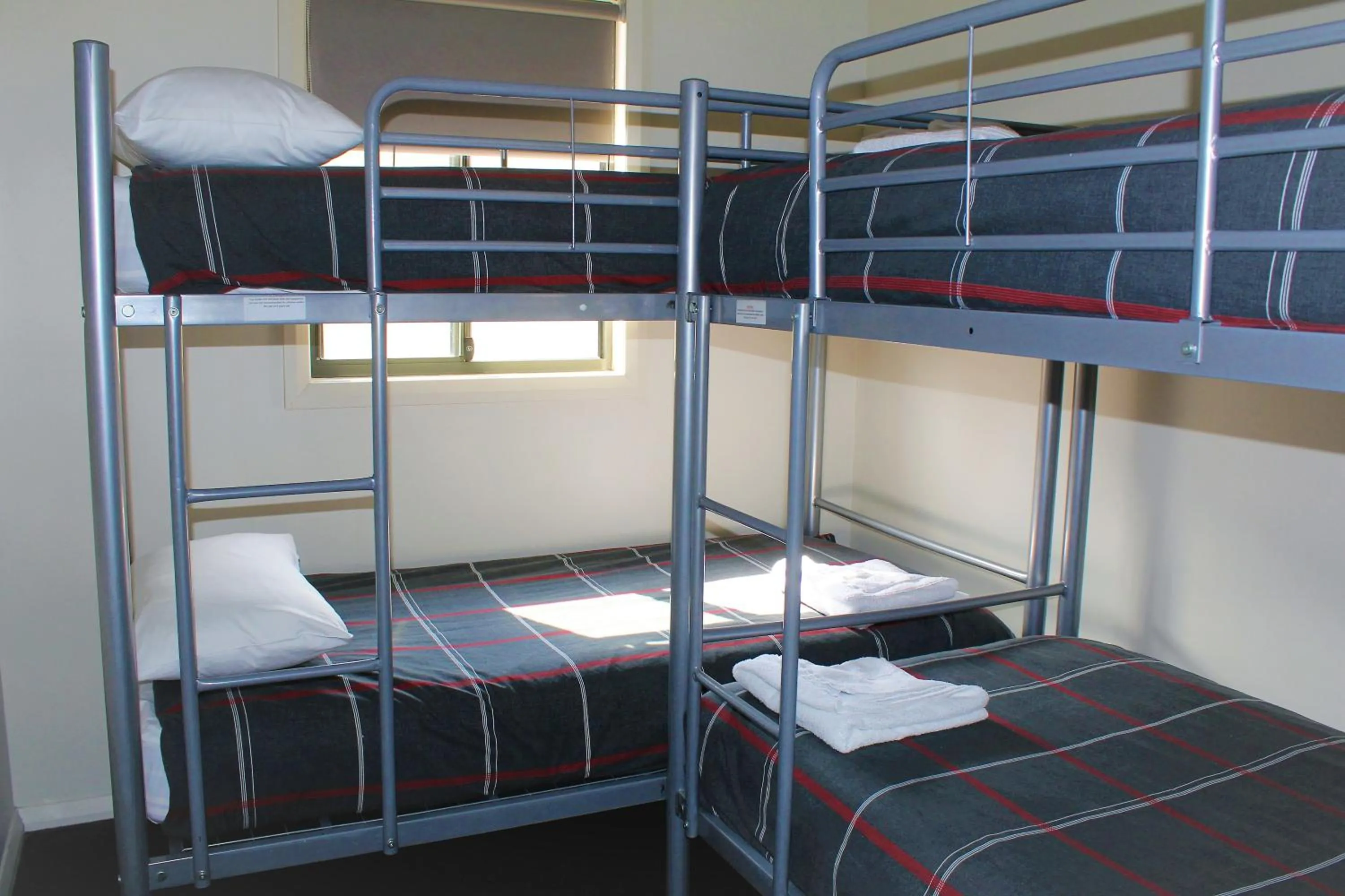 bunk bed, Bed in BIG4 Hobart Airport Tourist Park