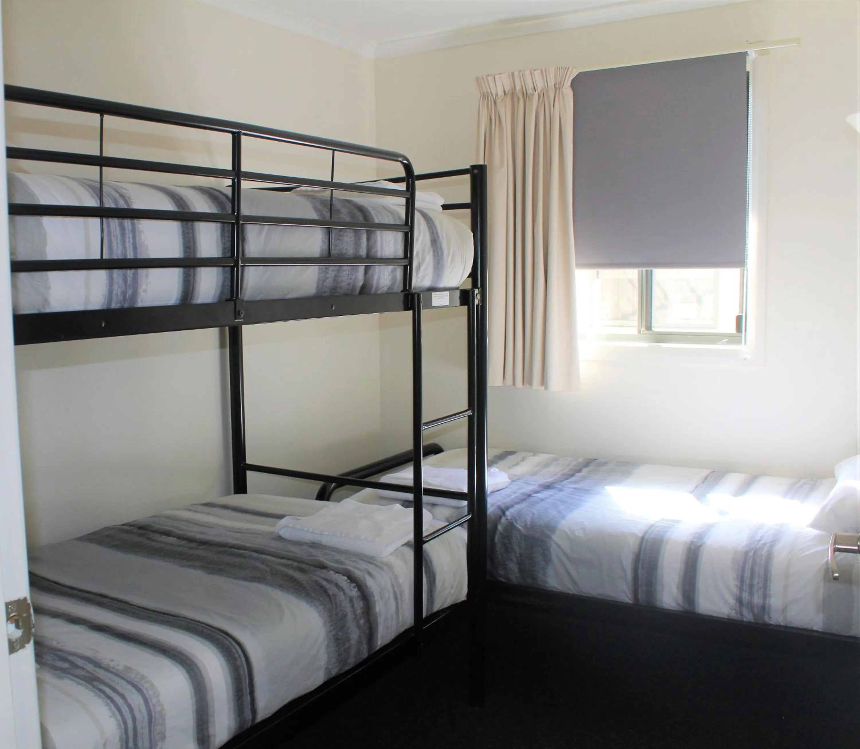 bunk bed, Bed in BIG4 Hobart Airport Tourist Park