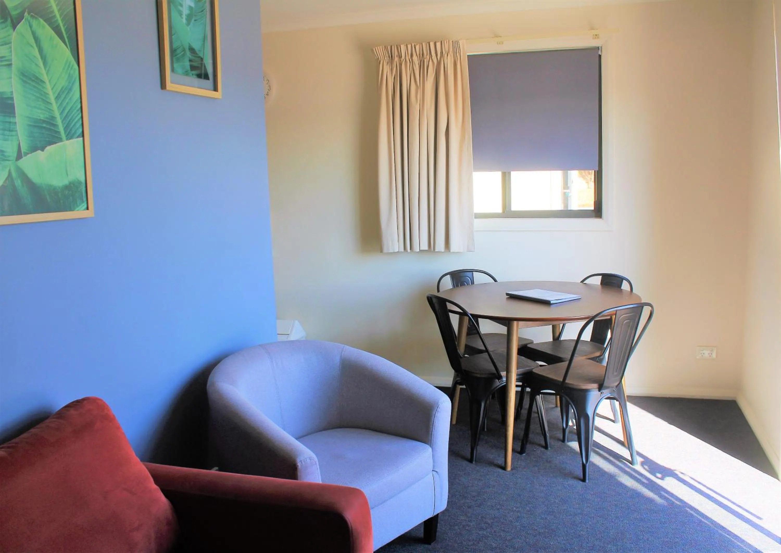 Living room in BIG4 Hobart Airport Tourist Park