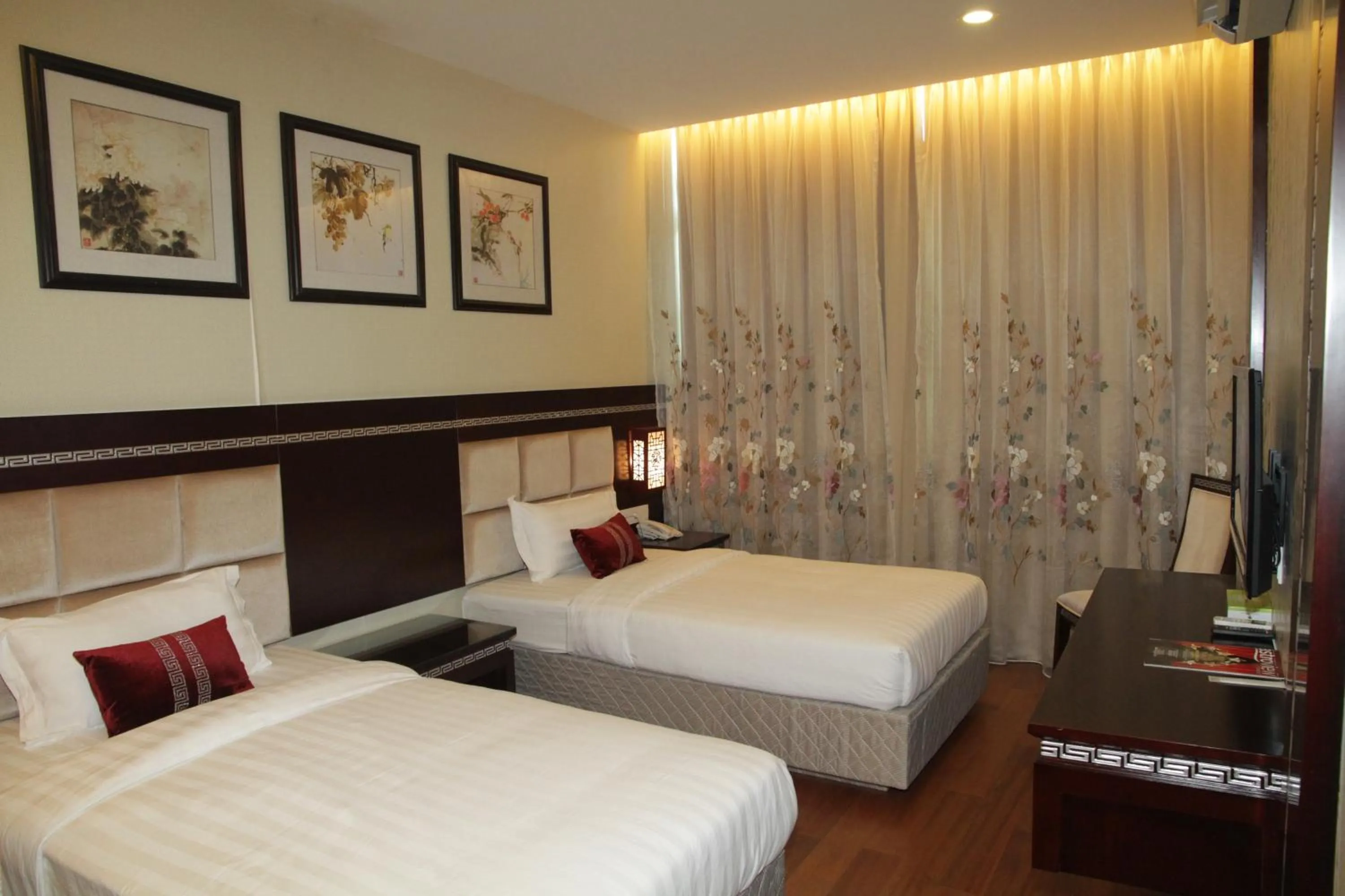 Bed in De Residence Hotel