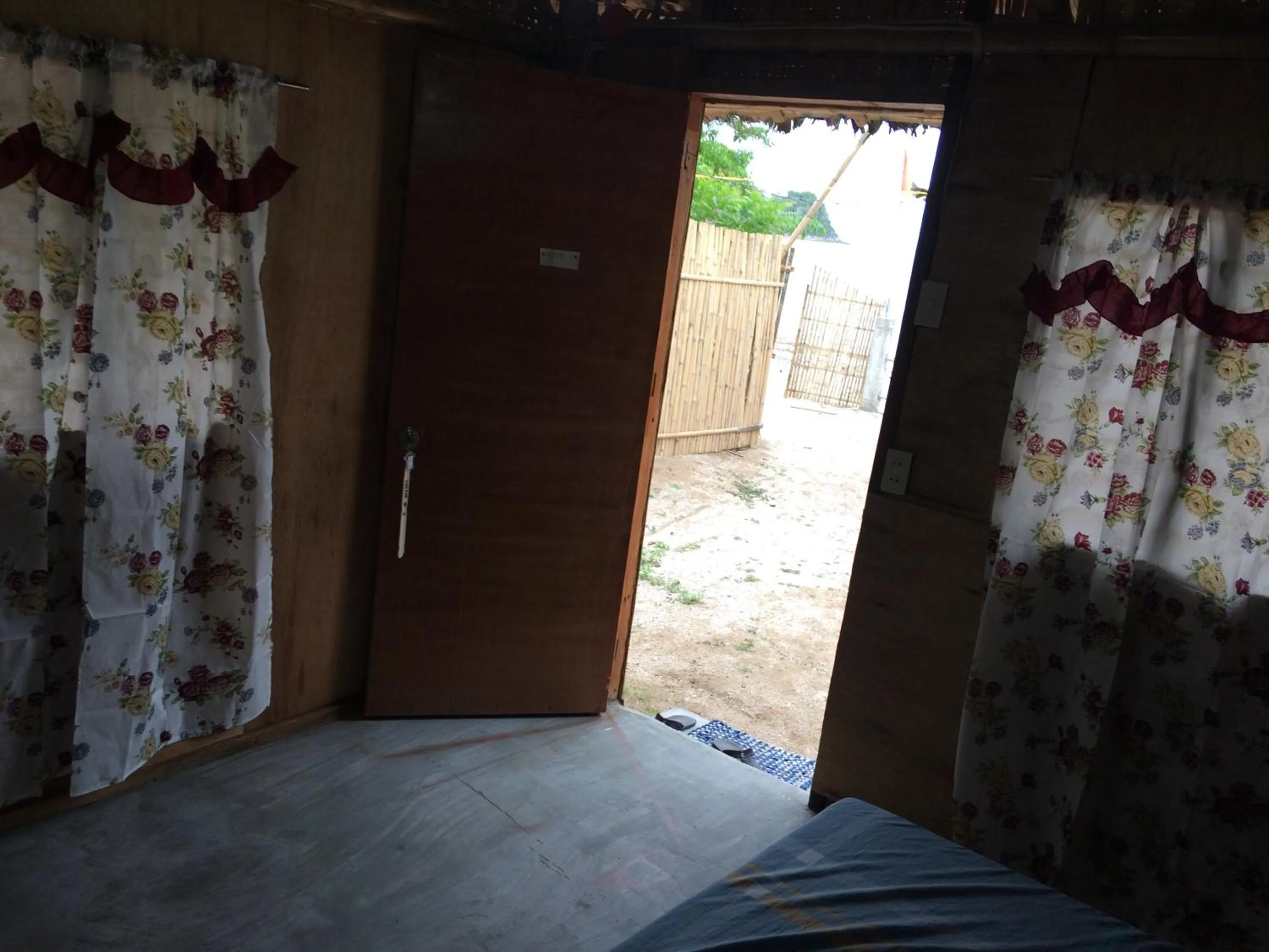 Bed in Se San Beach Resort-Isla de Gigantes