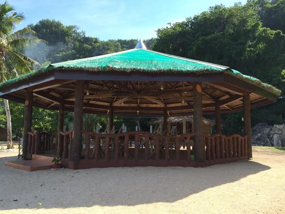 Restaurant/places to eat in Se San Beach Resort-Isla de Gigantes