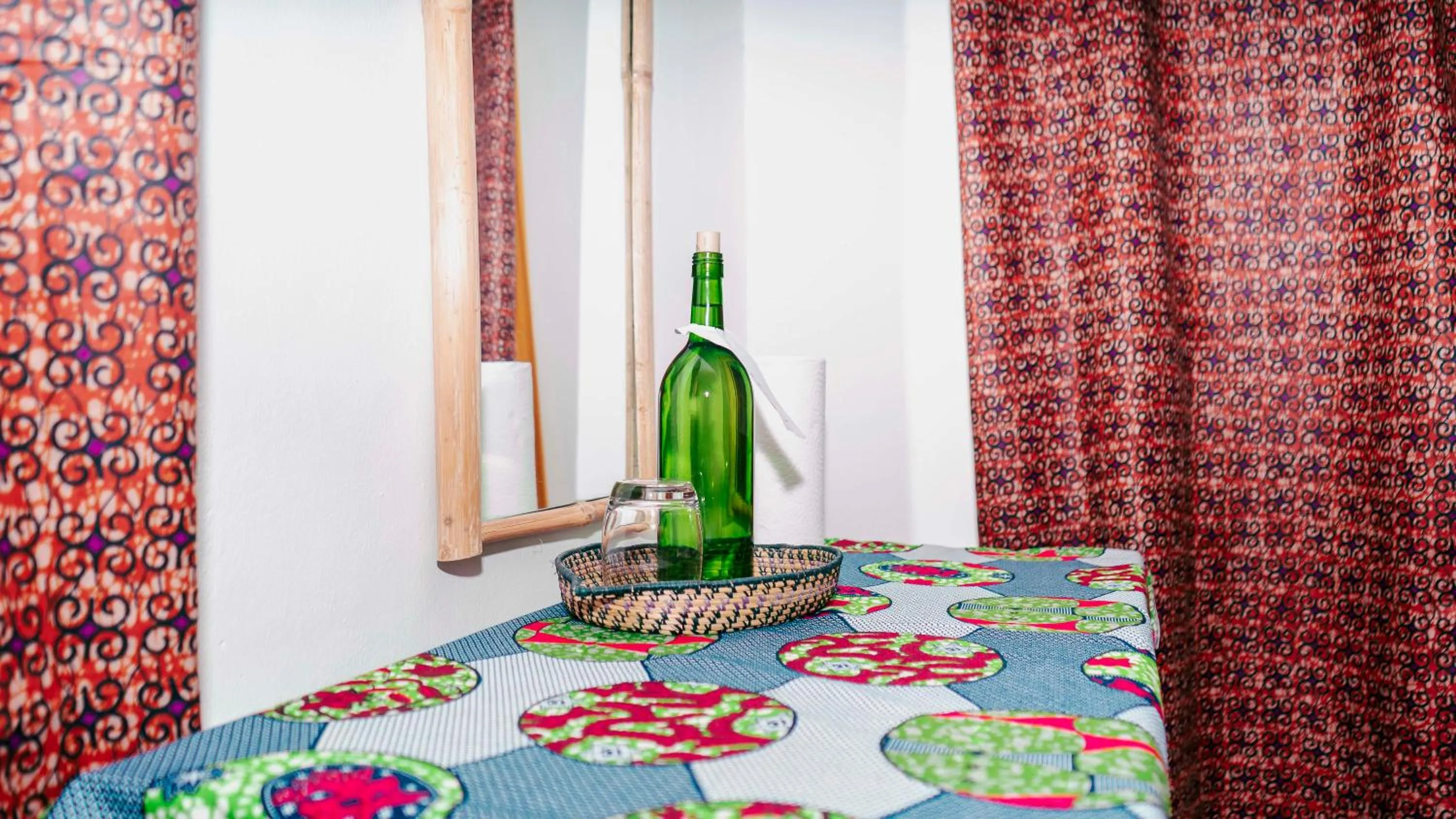 Dining area, Bed in Isange Paradise Resort