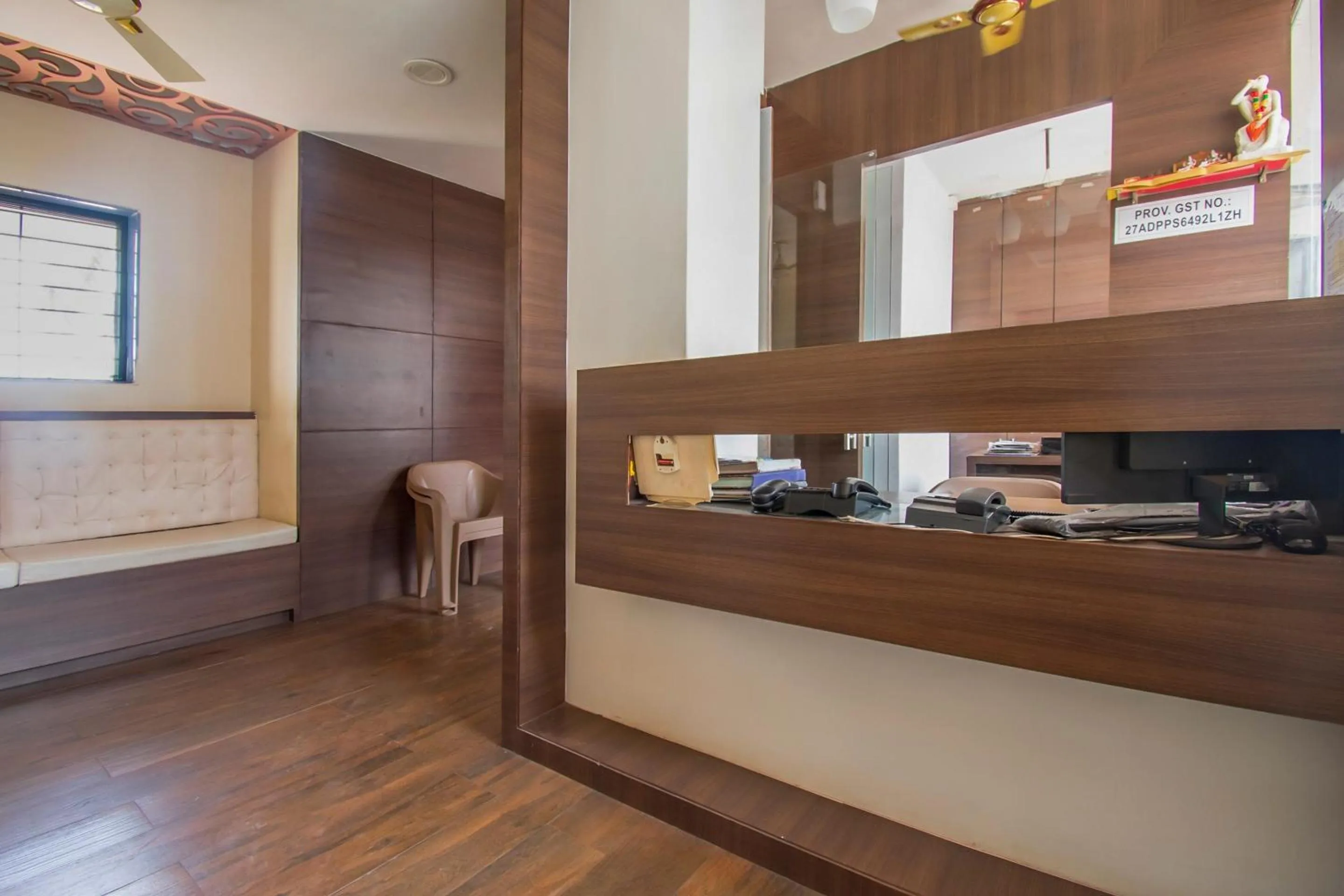 Lobby or reception in Aasra Lodge