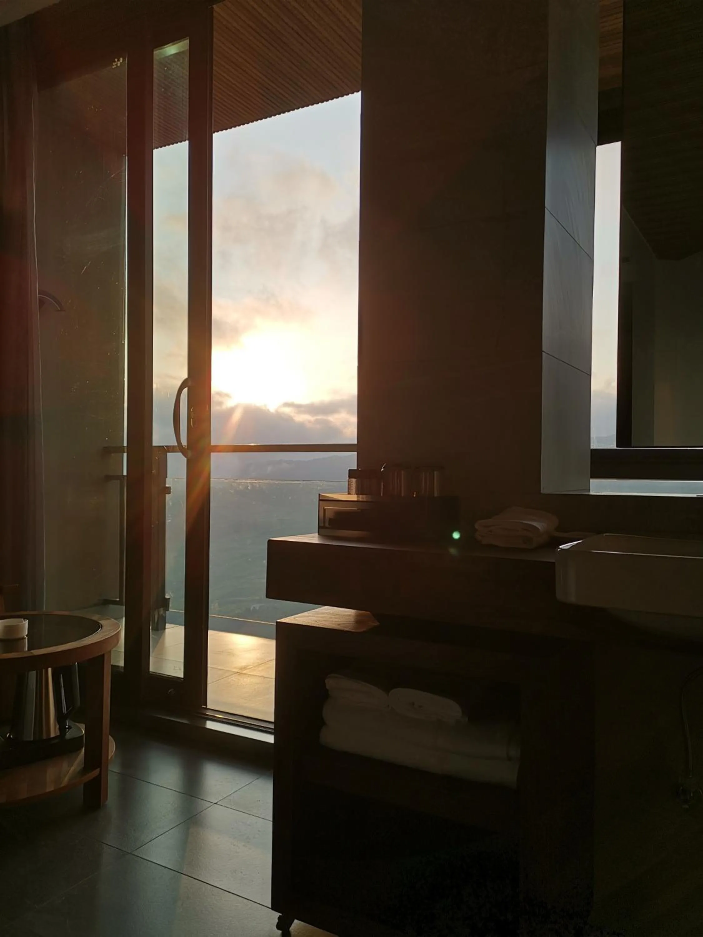 Sunrise in Beyond The Cloud