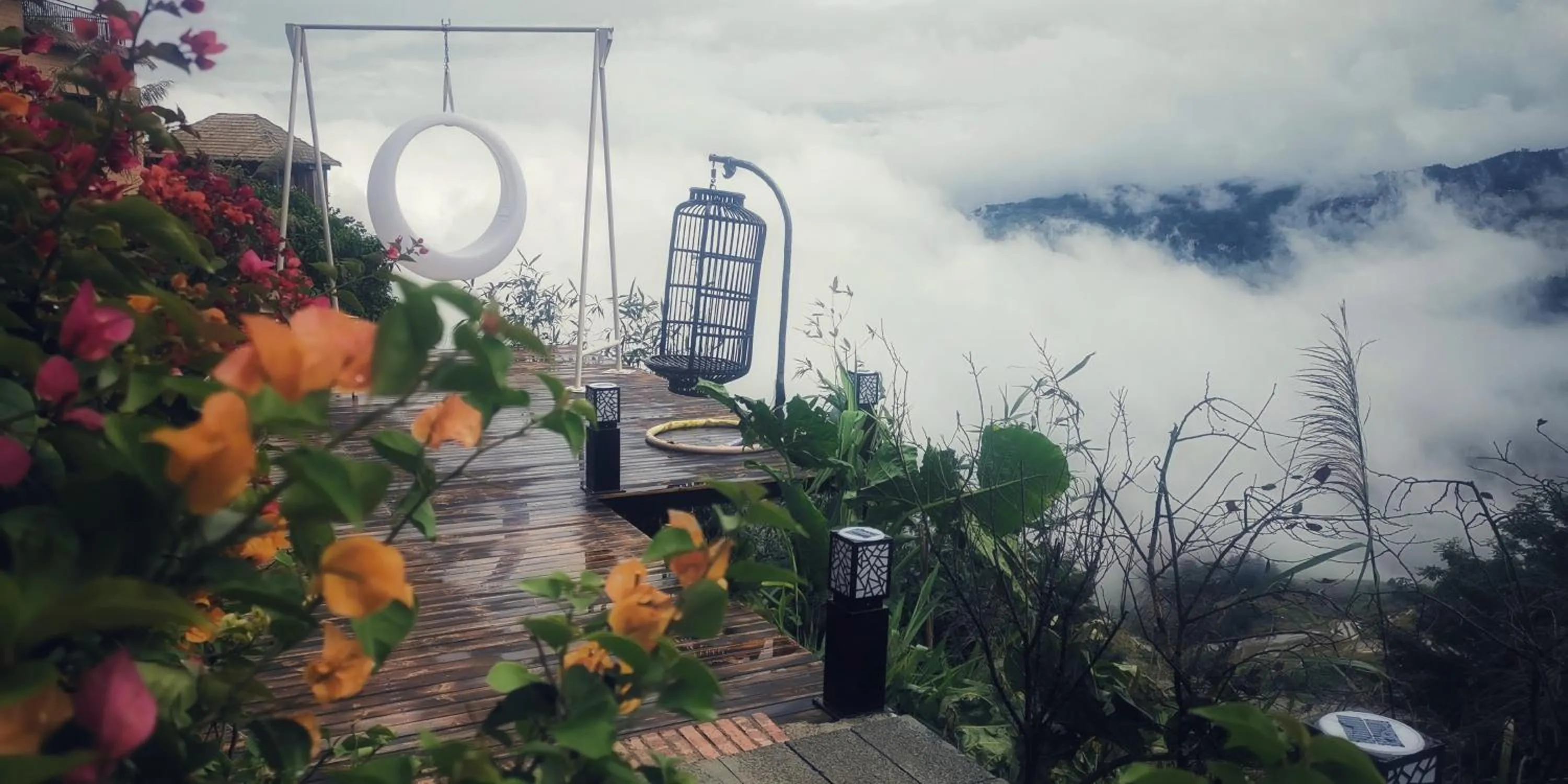 Inner courtyard view in Beyond The Cloud