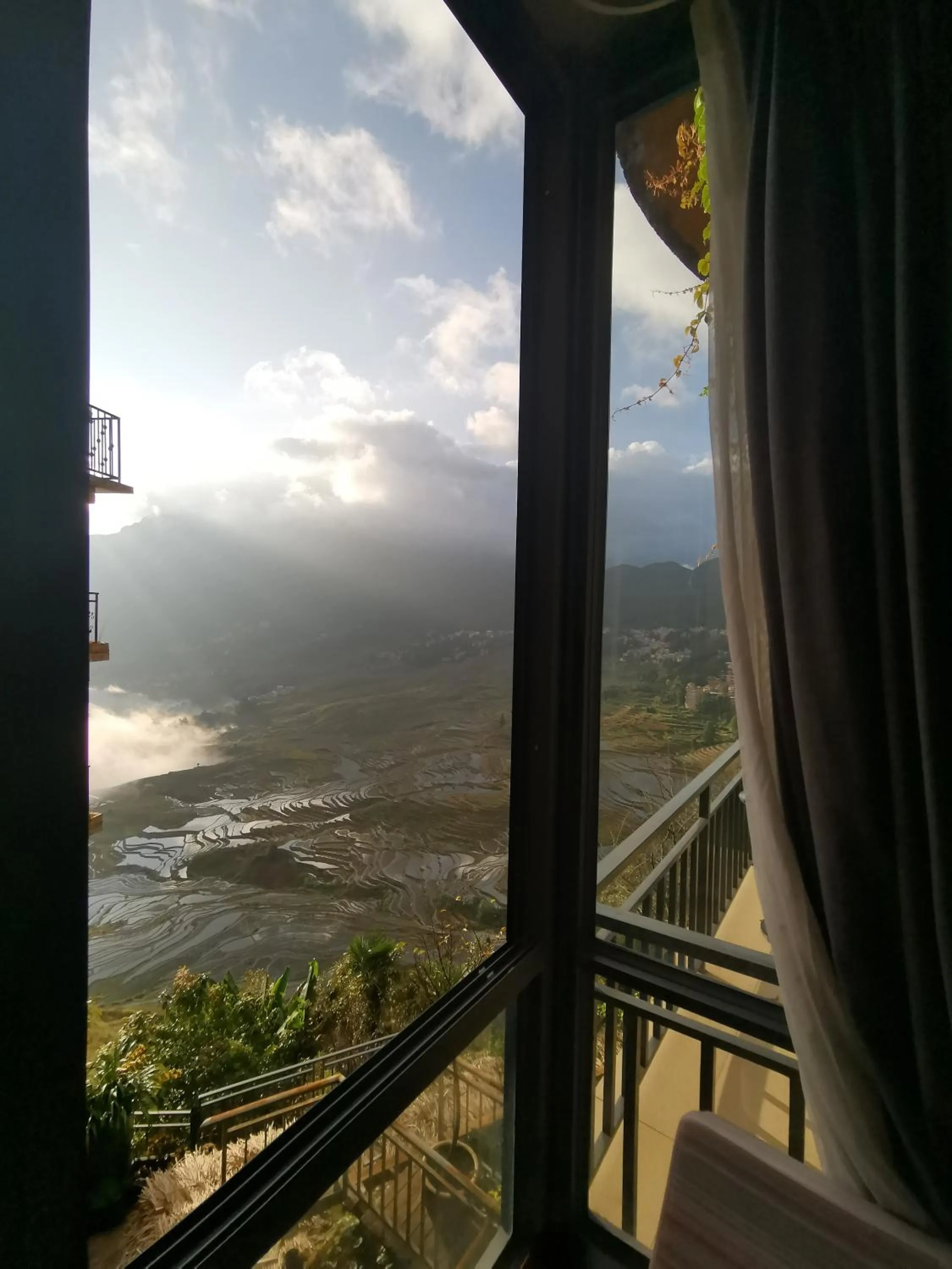 Sunrise in Beyond The Cloud