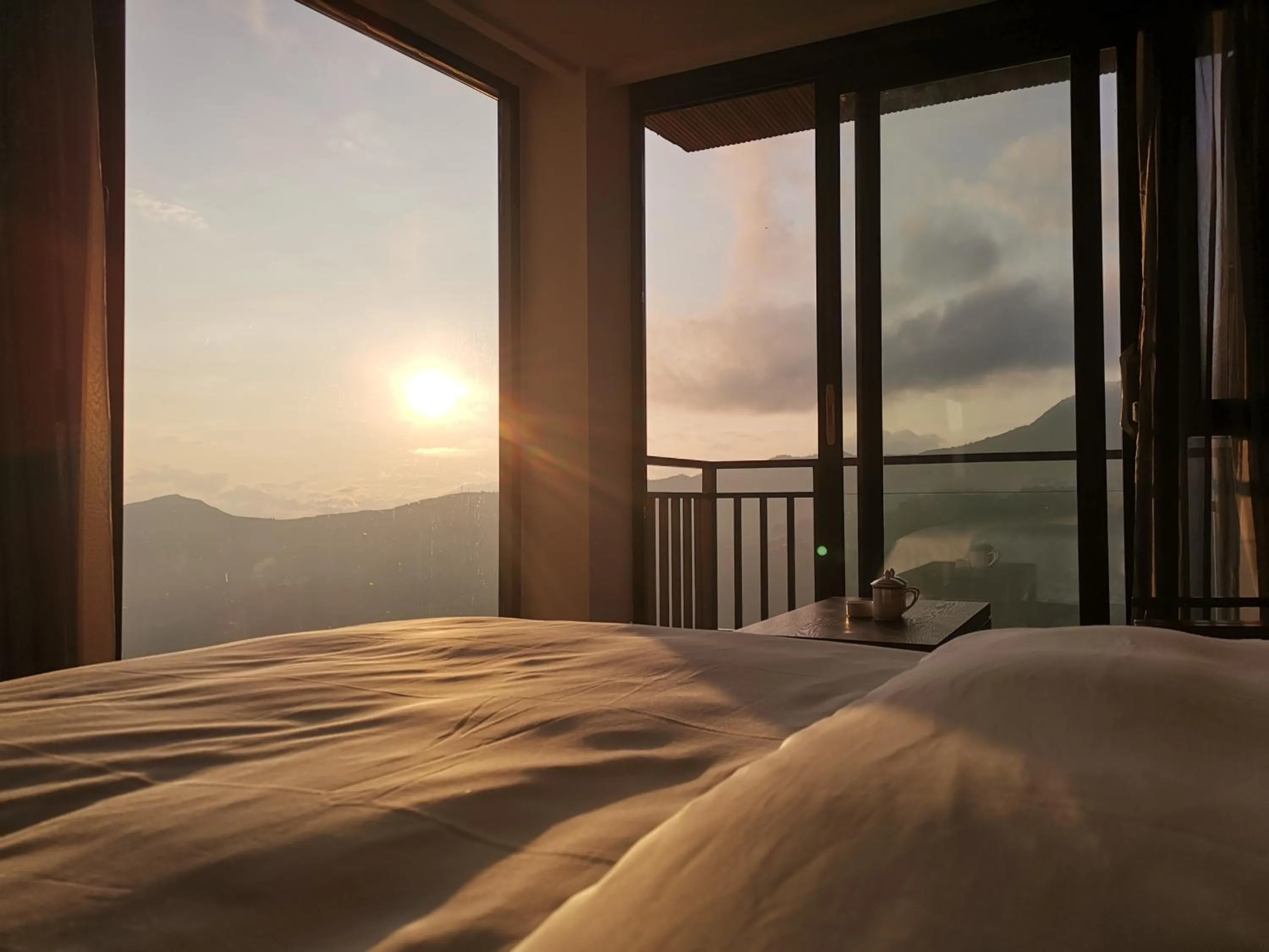 Sunrise in Beyond The Cloud