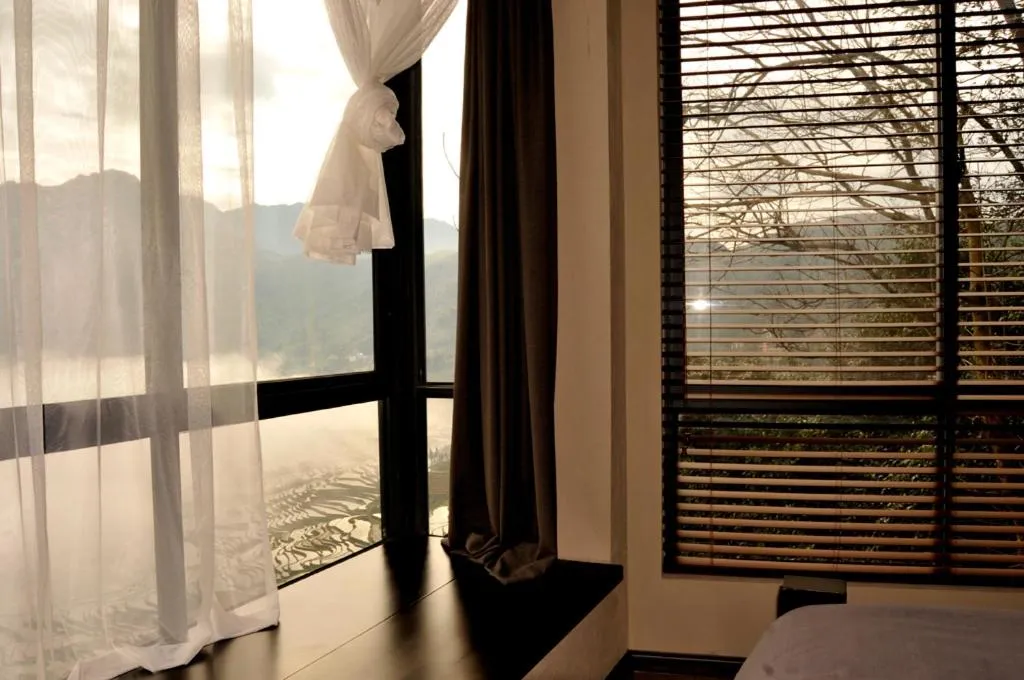 Photo of the whole room in Beyond The Cloud