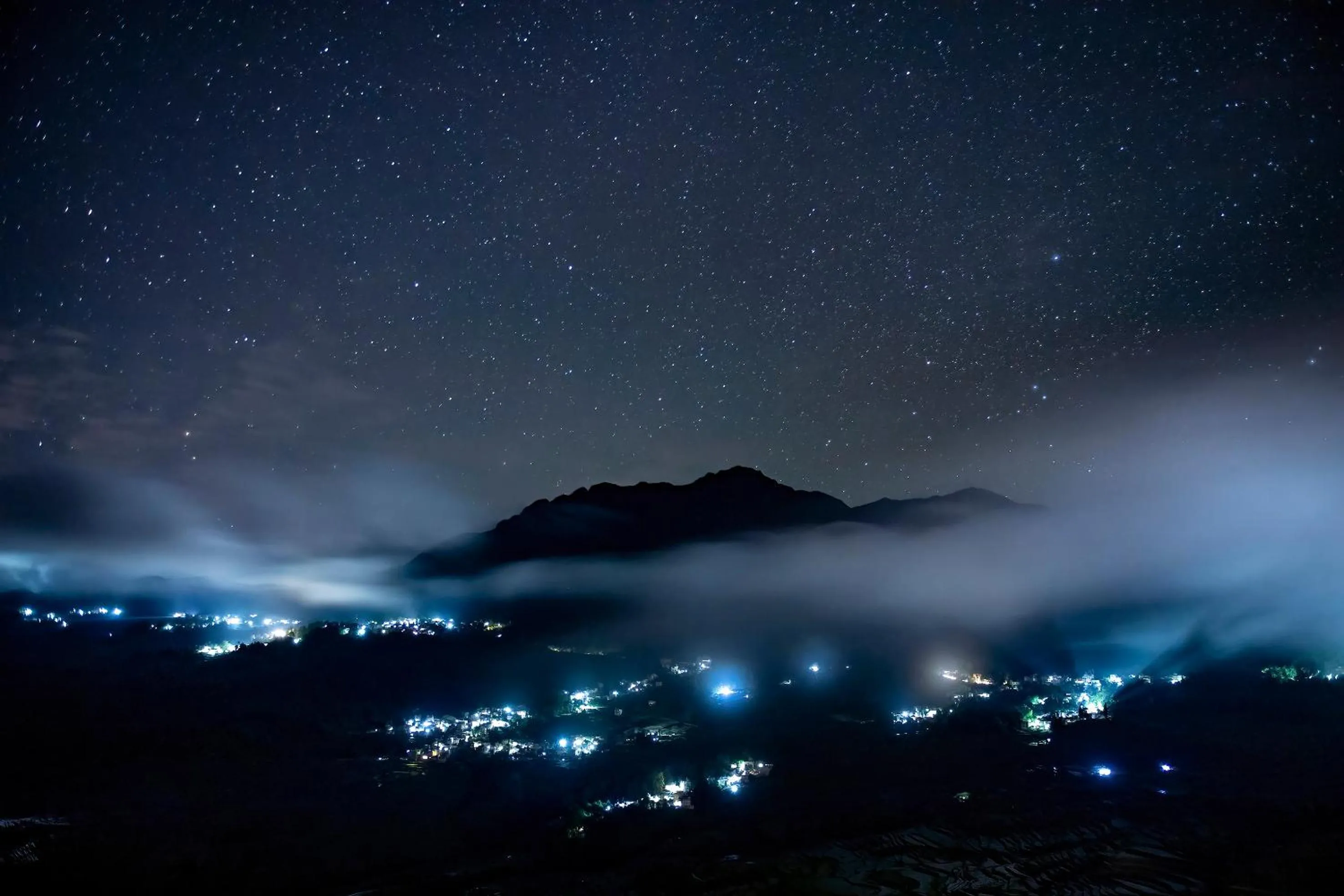 Night in Beyond The Cloud