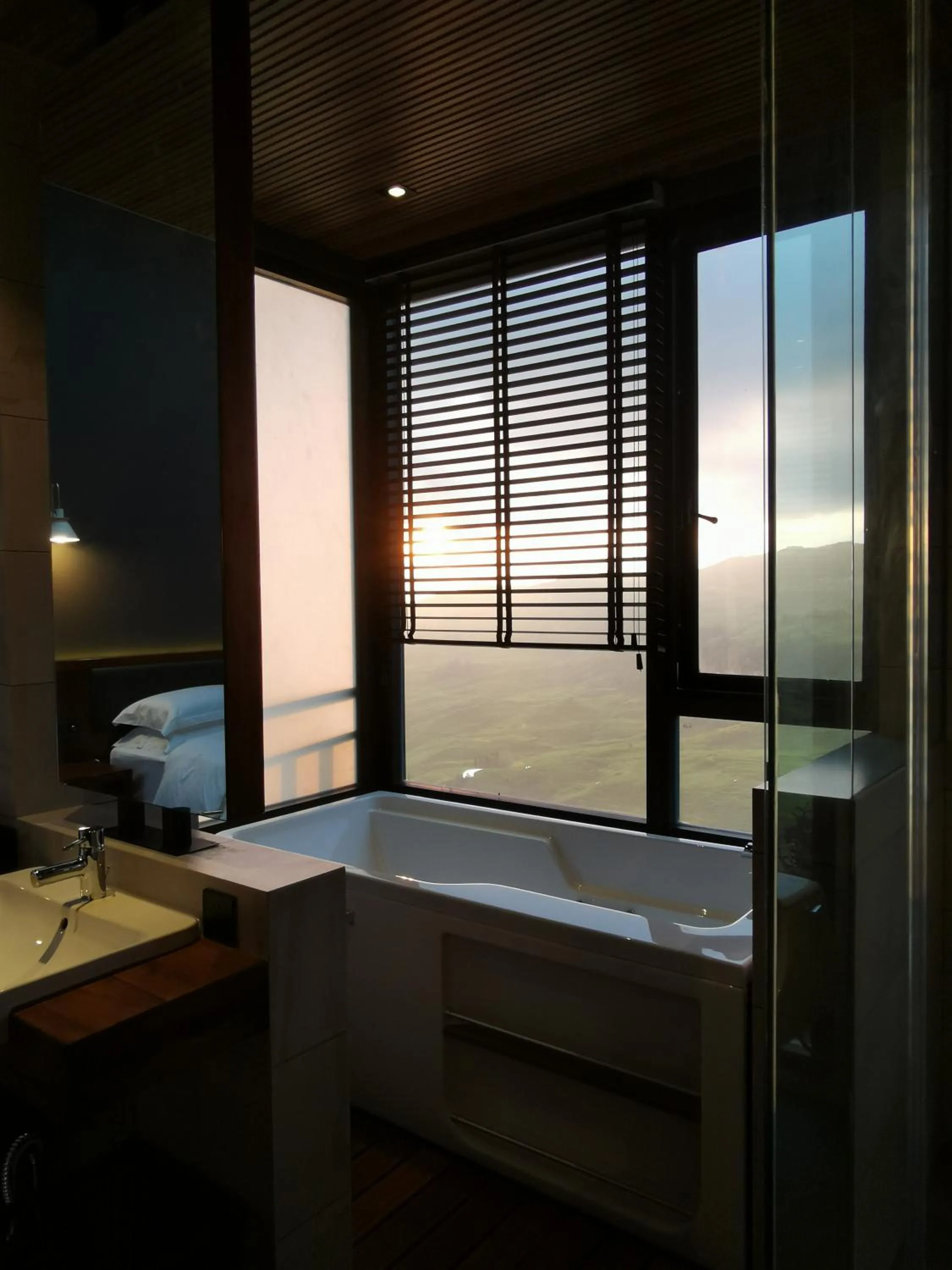 Bathroom in Beyond The Cloud