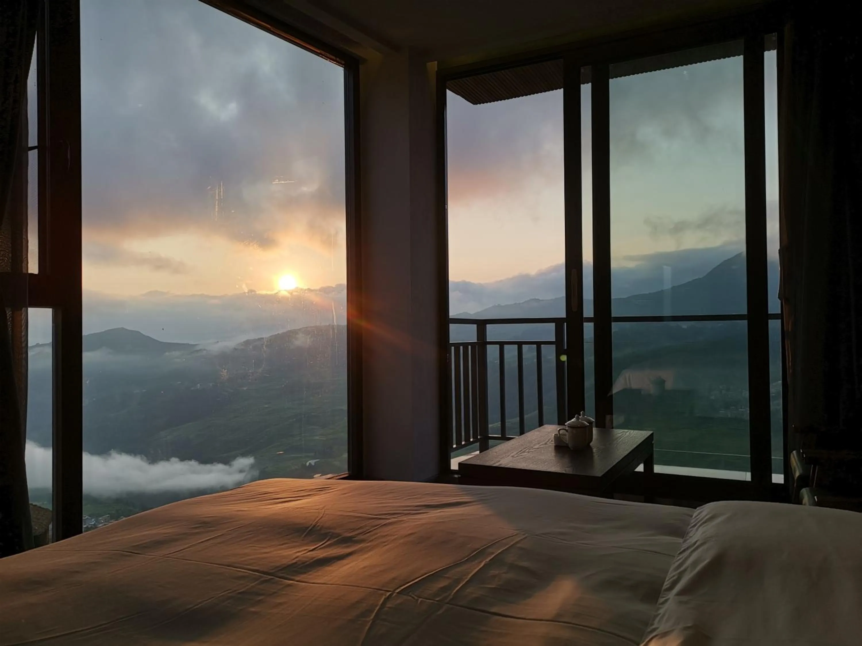 Sunrise in Beyond The Cloud