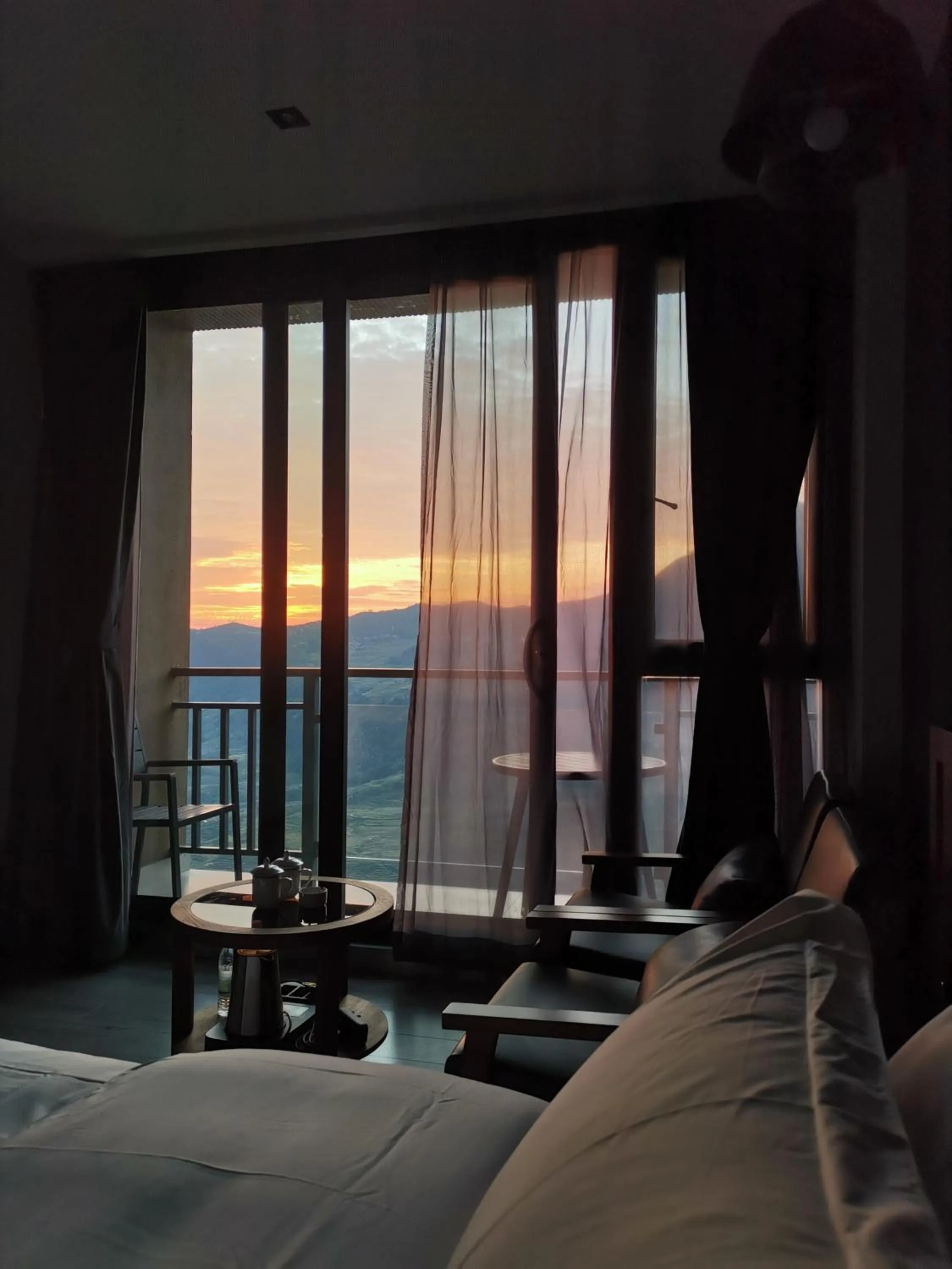 Sunrise in Beyond The Cloud