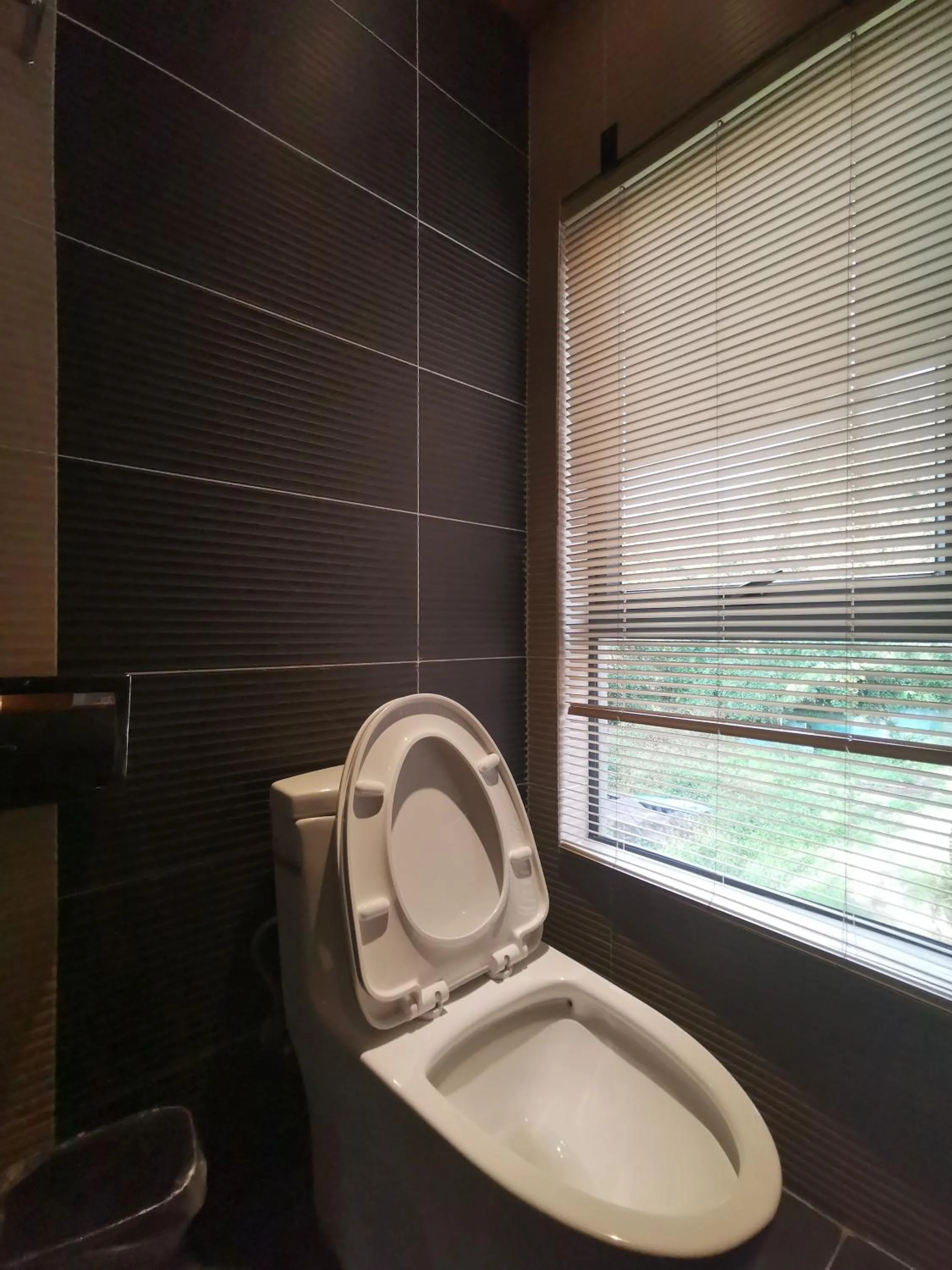 Bathroom in Beyond The Cloud