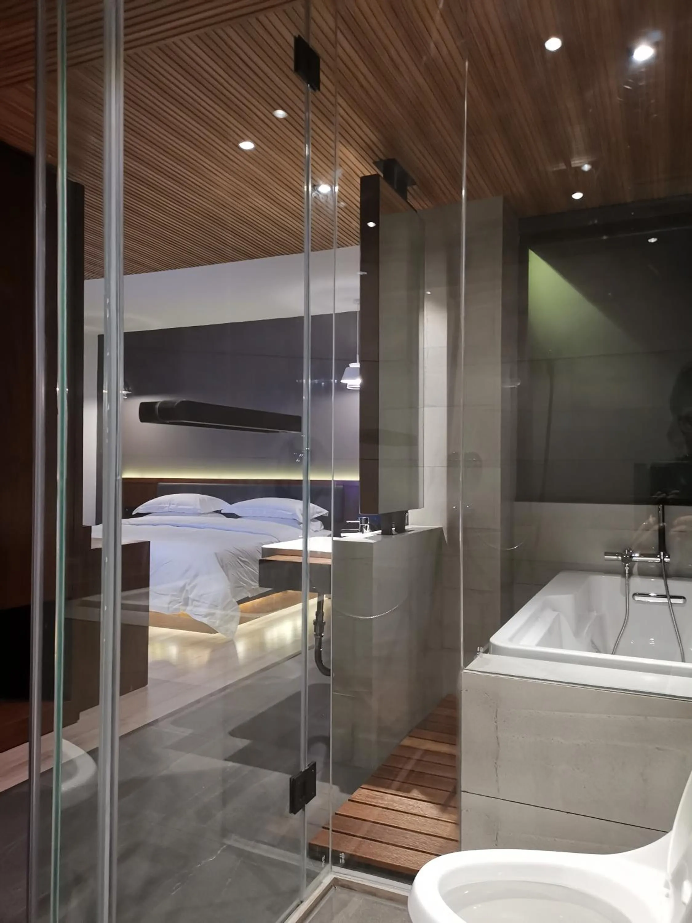 Bathroom in Beyond The Cloud